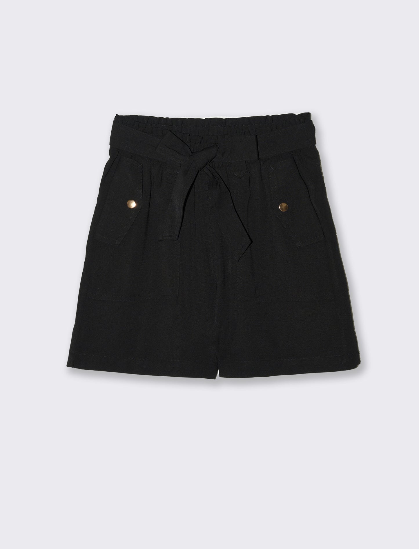 Short con cintura da donna - Nero