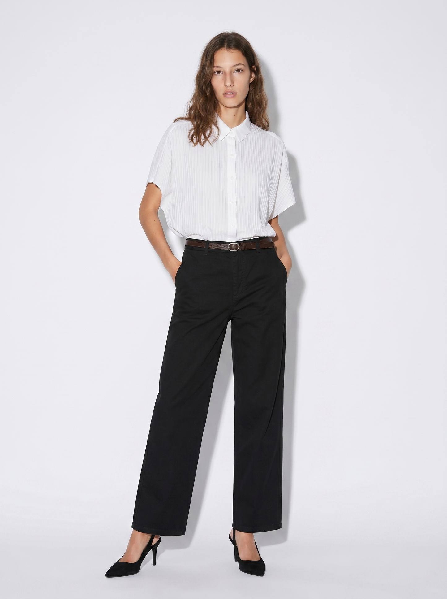 Pantalone chino con risvolto e cintura - Nero