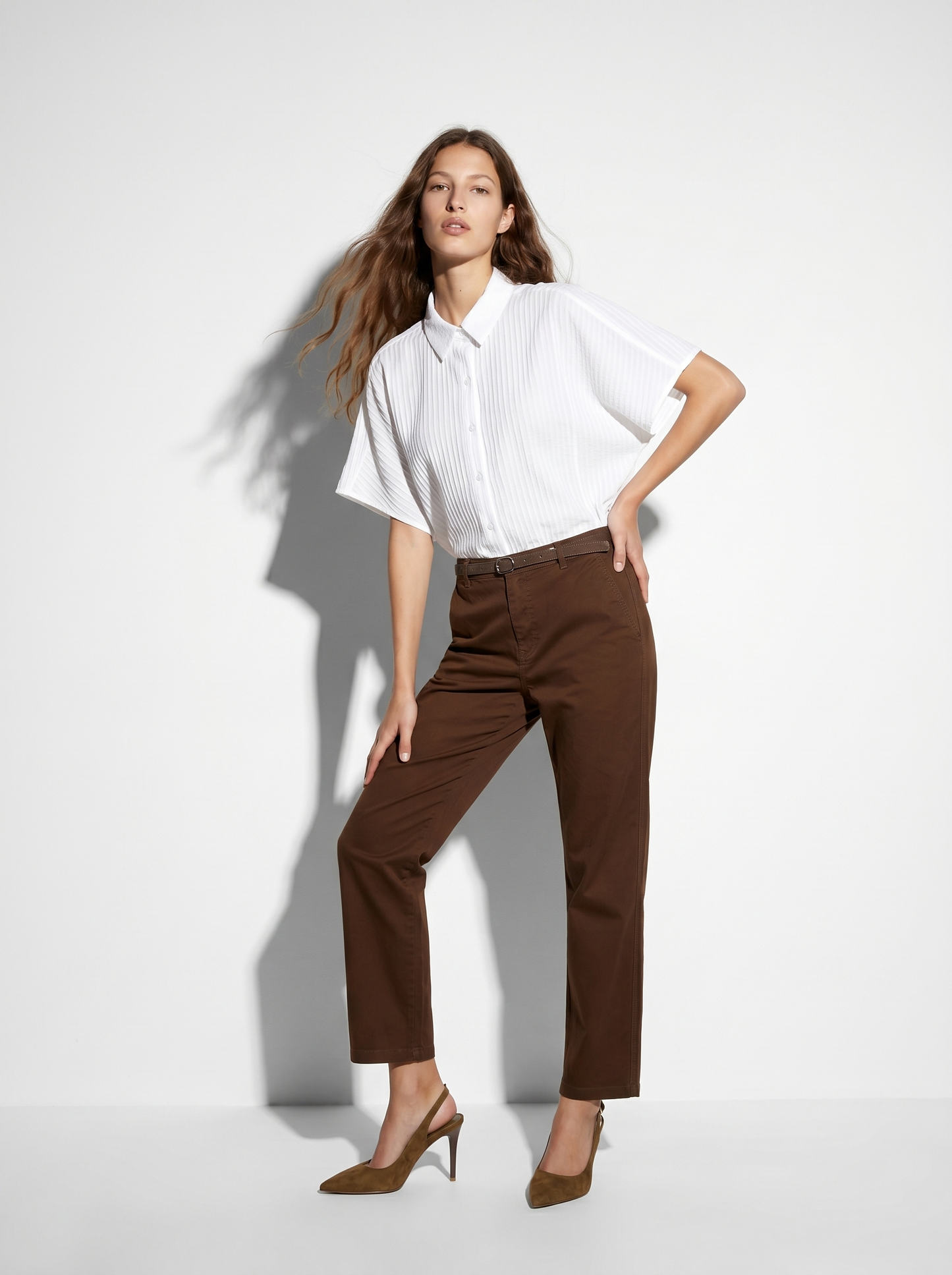 Chino trousers with cuff and belt - Brown