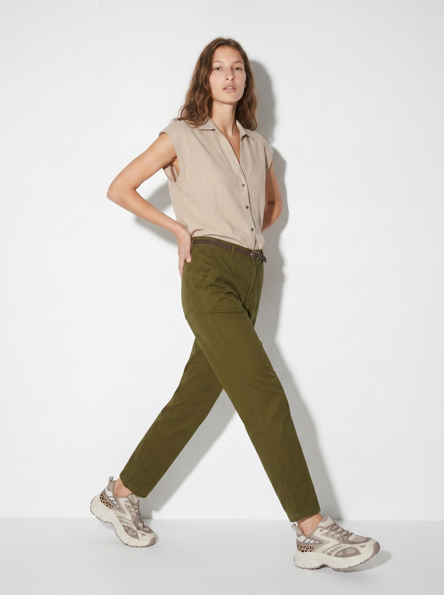 Pantalone chino con risvolto e cintura - Ve.milit.