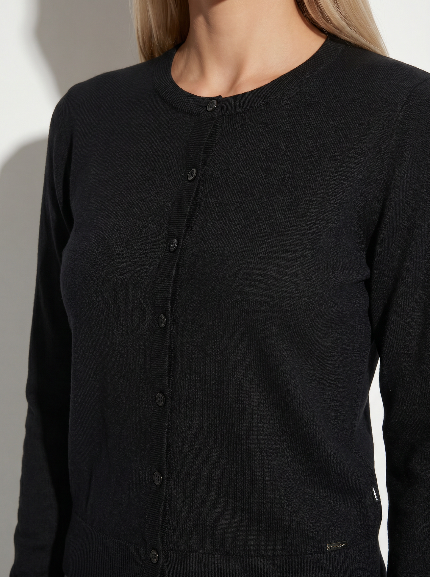 Basic crew neck cardigan with buttons - Black