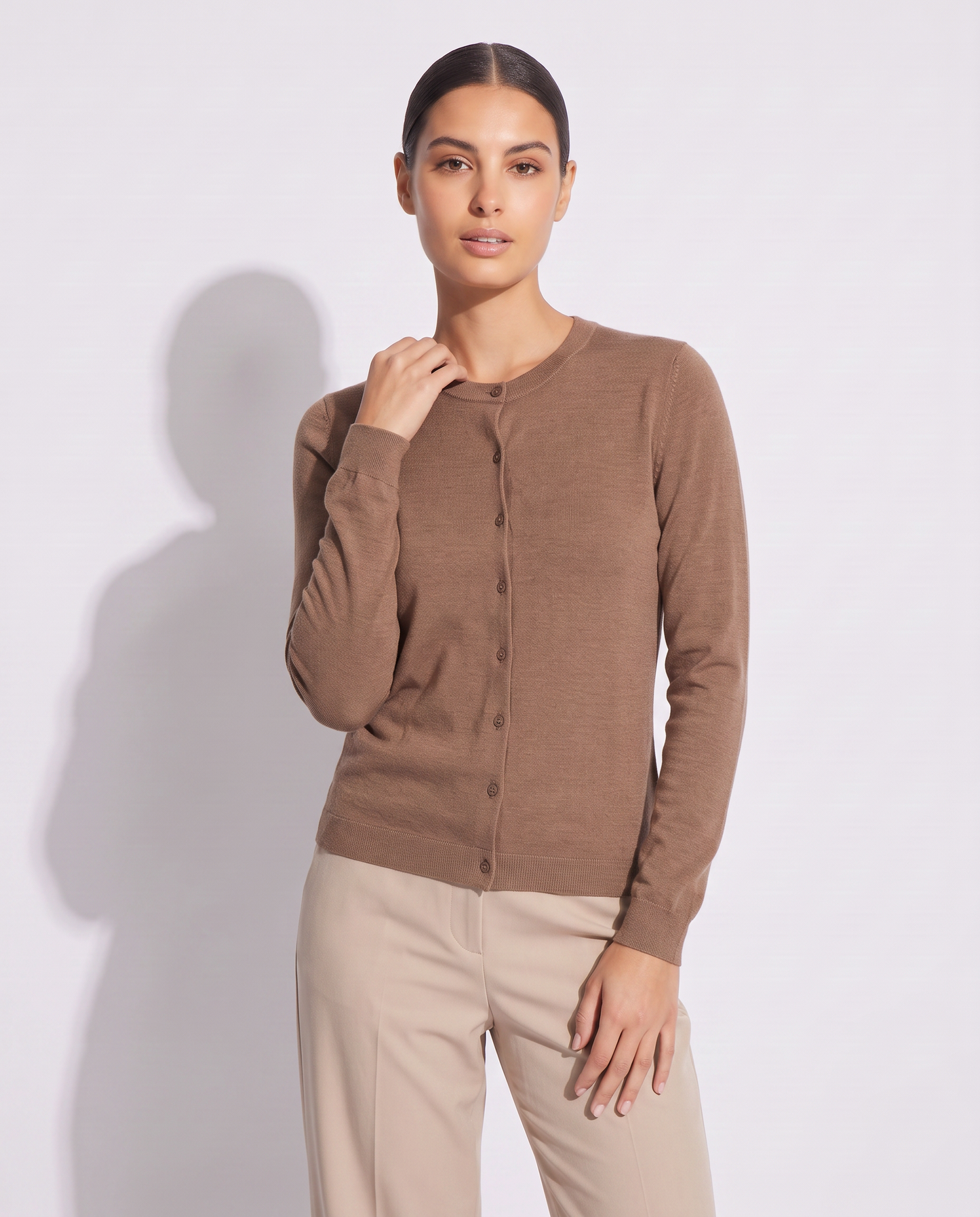 Cardigan basico girocollo vestibilità regolare - Cammello