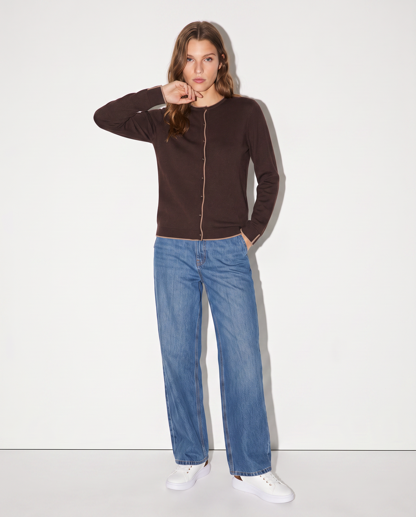 Cardigan girocollo con contrasto elegante - Moro