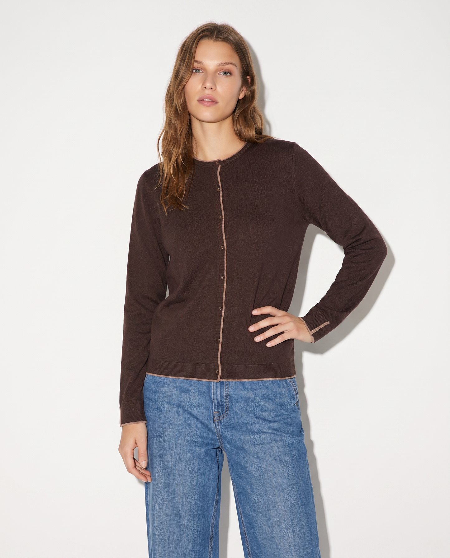 Cardigan girocollo con contrasto elegante - Moro