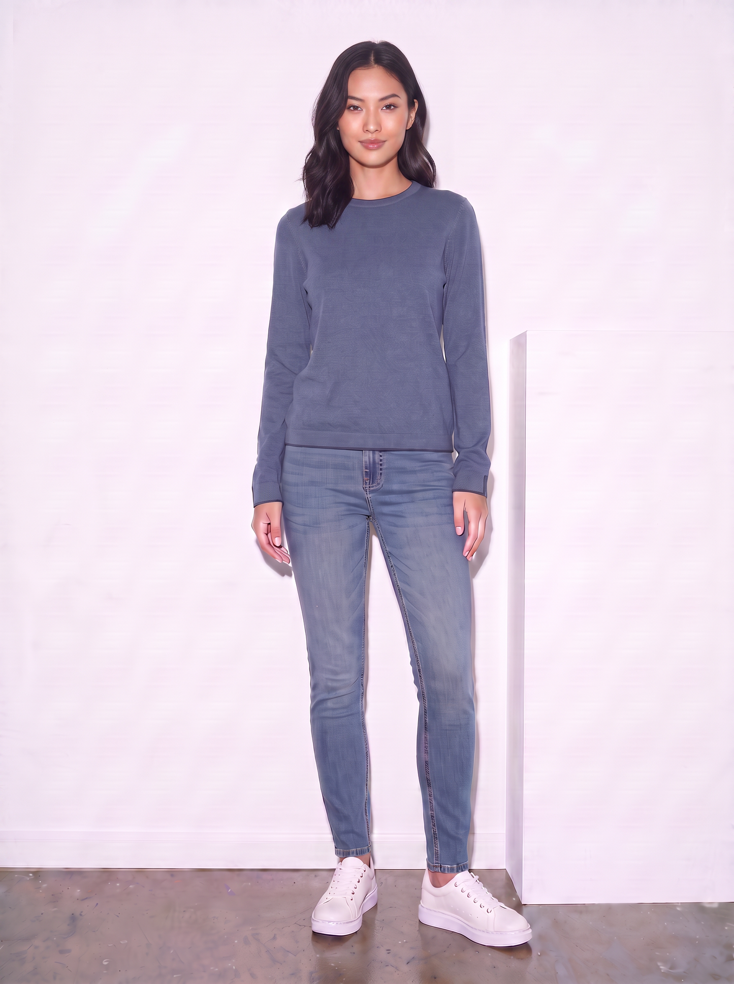 Regular Contrast Crew Neck Sweater - Blue