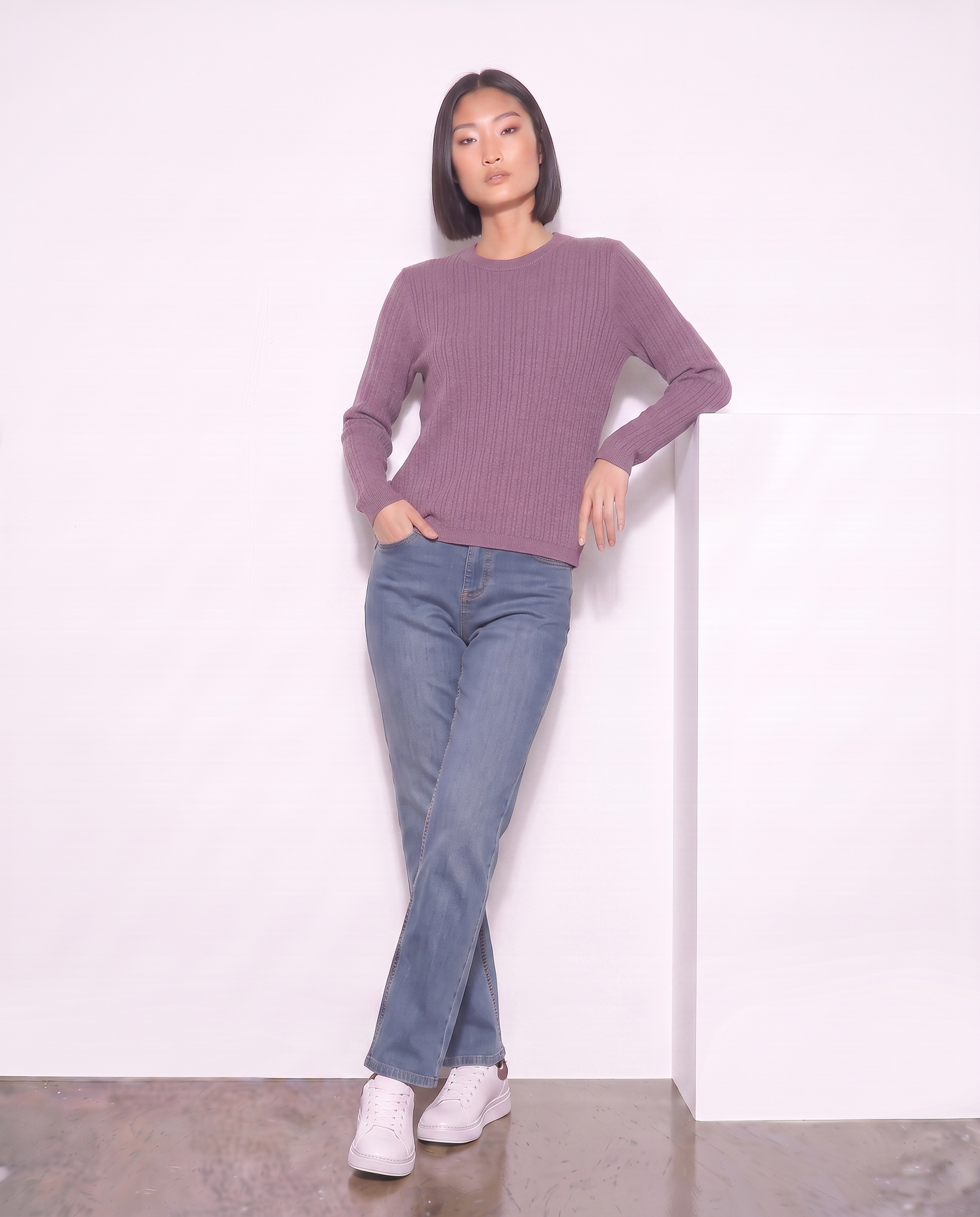 Long Sleeve Crew Neck Cable Knit Sweater - Purple