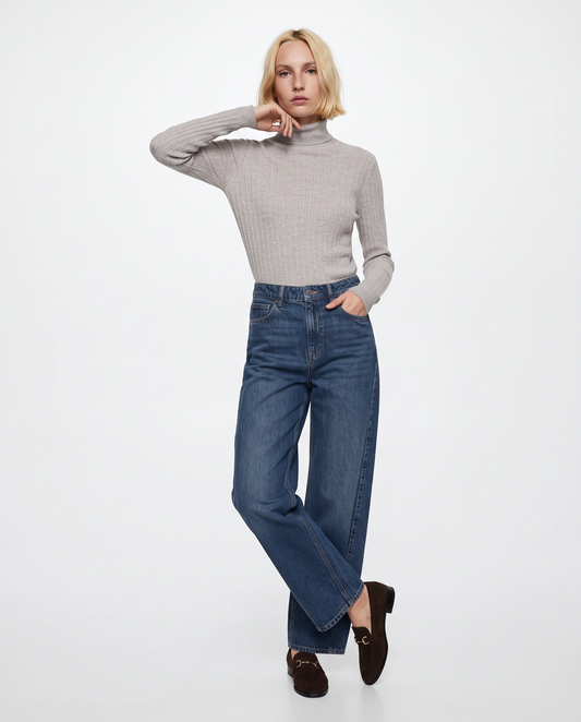 Maglia a trecce con collo alto - Beige grano