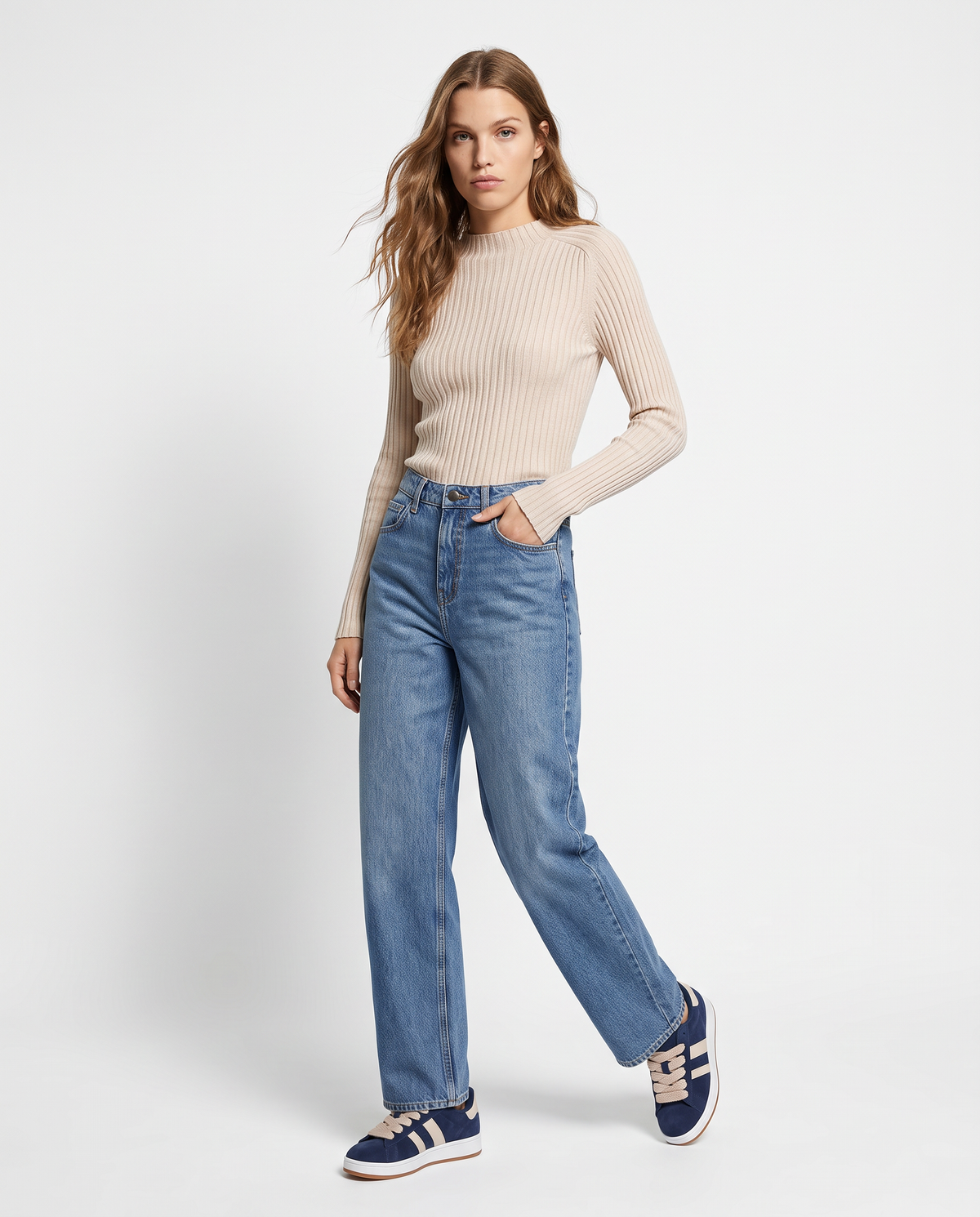 Versatile and comfortable long sleeve top - Beige