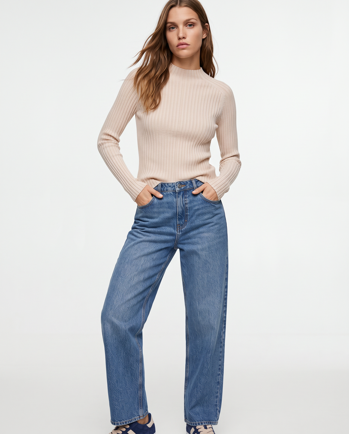 Versatile and comfortable long sleeve top - Beige