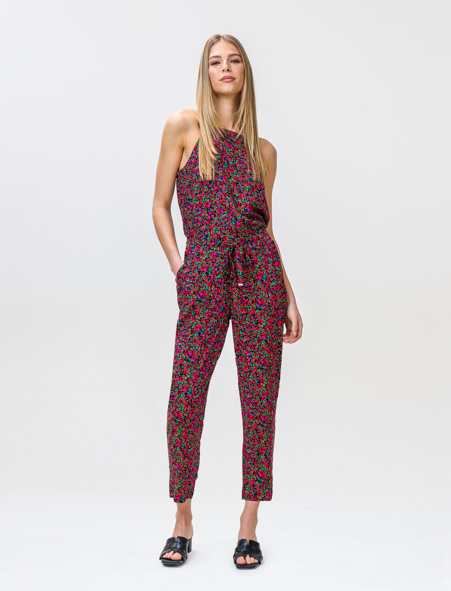Pantalone slim con elastico in vita dietro e cinturino davanti. - var 2
