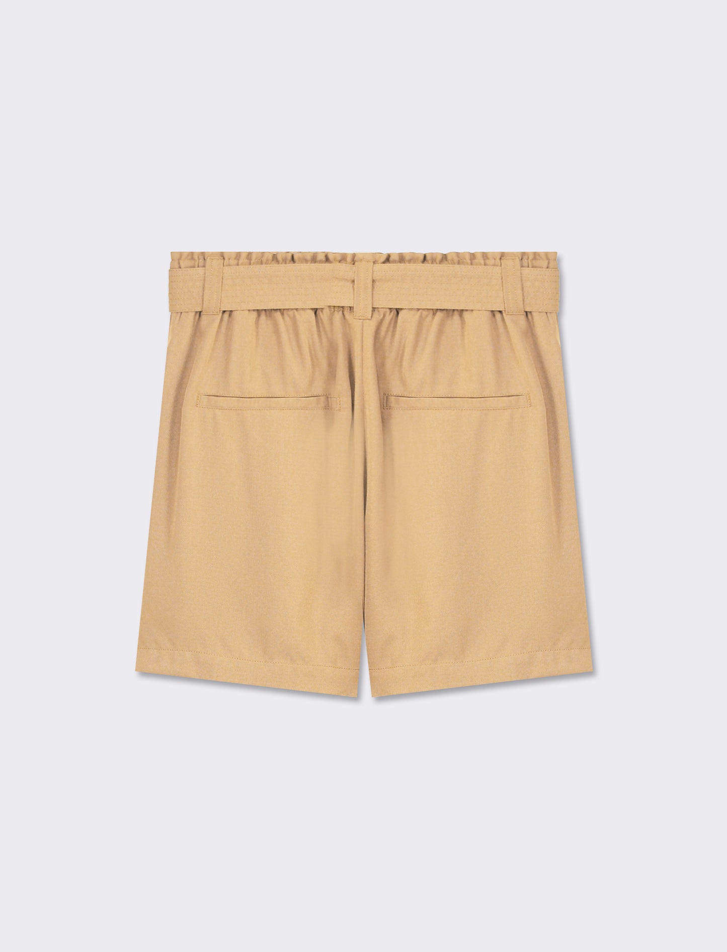 Pantaloncino ampio con cintura. Vita alta con elastico on vita e tasche davanti - Beige fieno