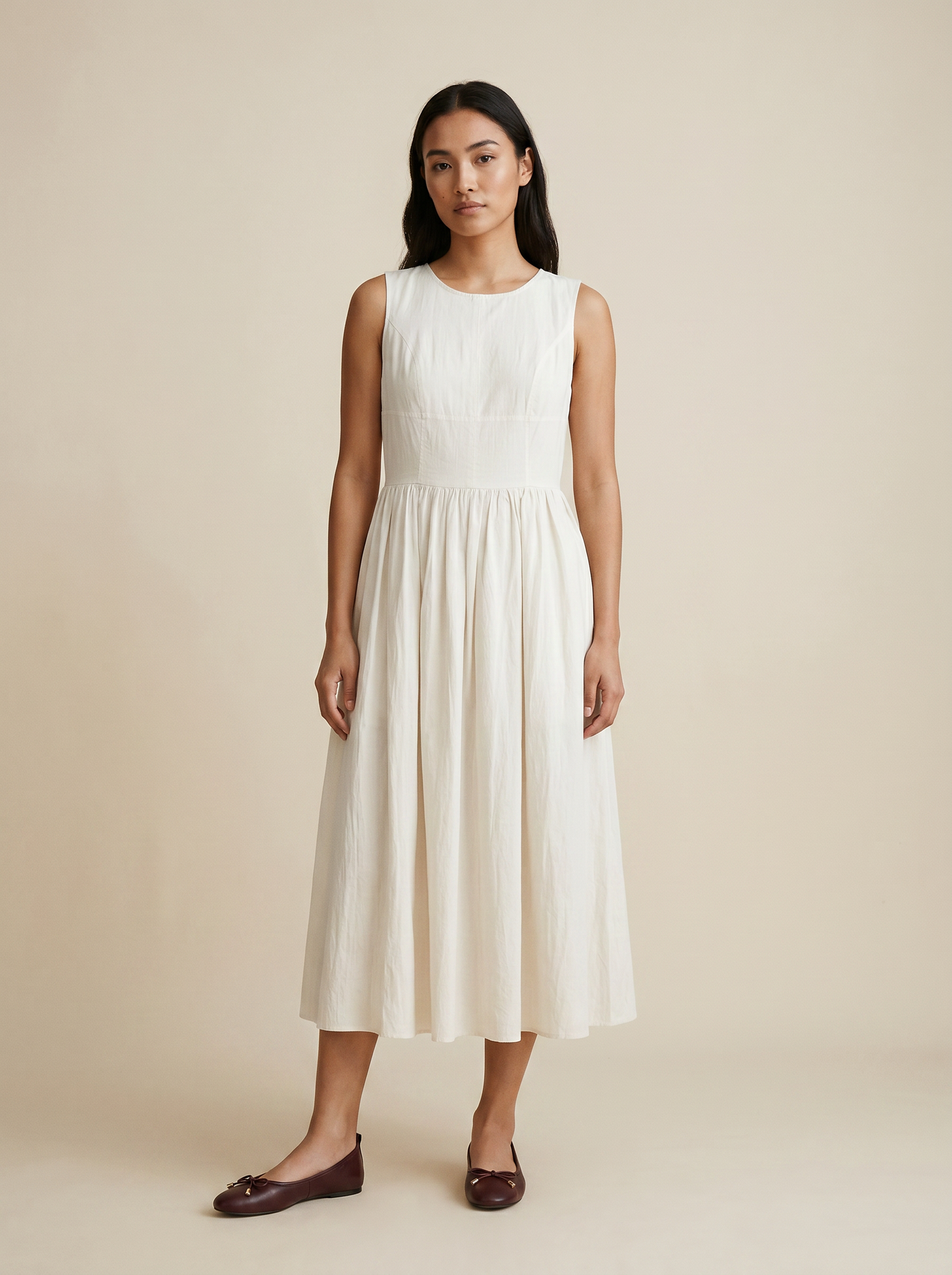 Vestito lungo smanicato con gonna ampia - Avorio