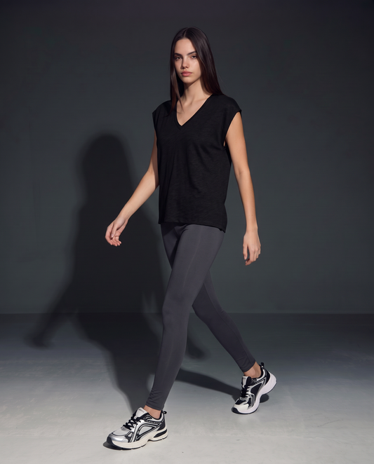 Basic Cotton V-Neck T-Shirt - Black
