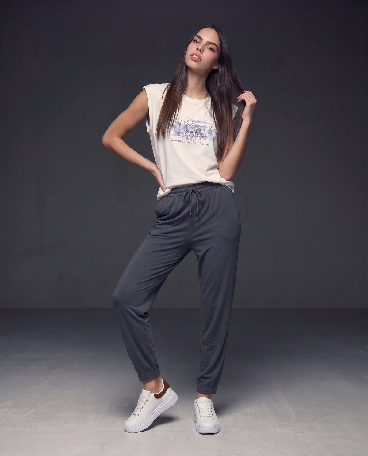 Sweatpants with drawstring waist - Grey
