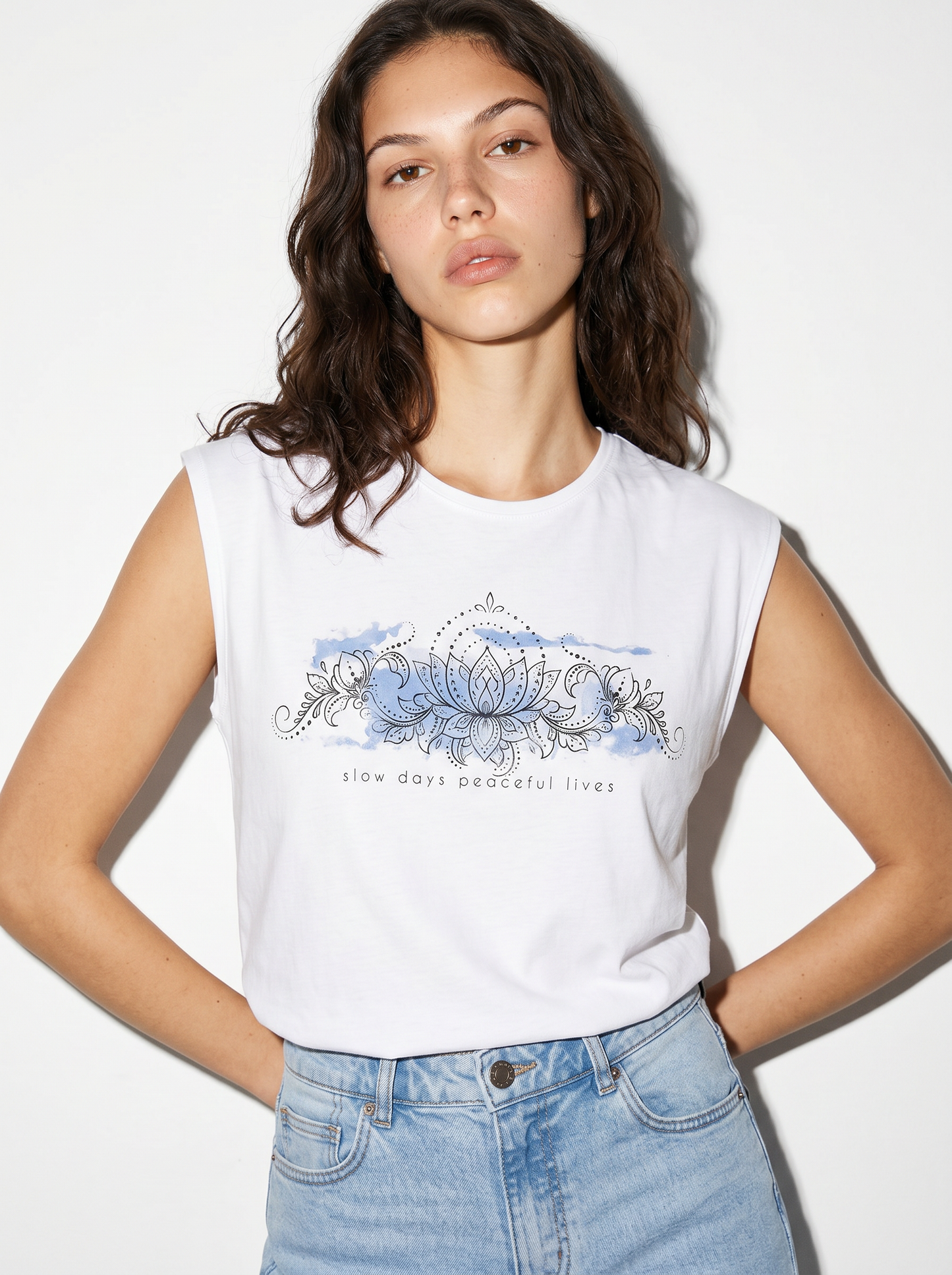 T-shirt manica a T con scollo paricollo - var 3