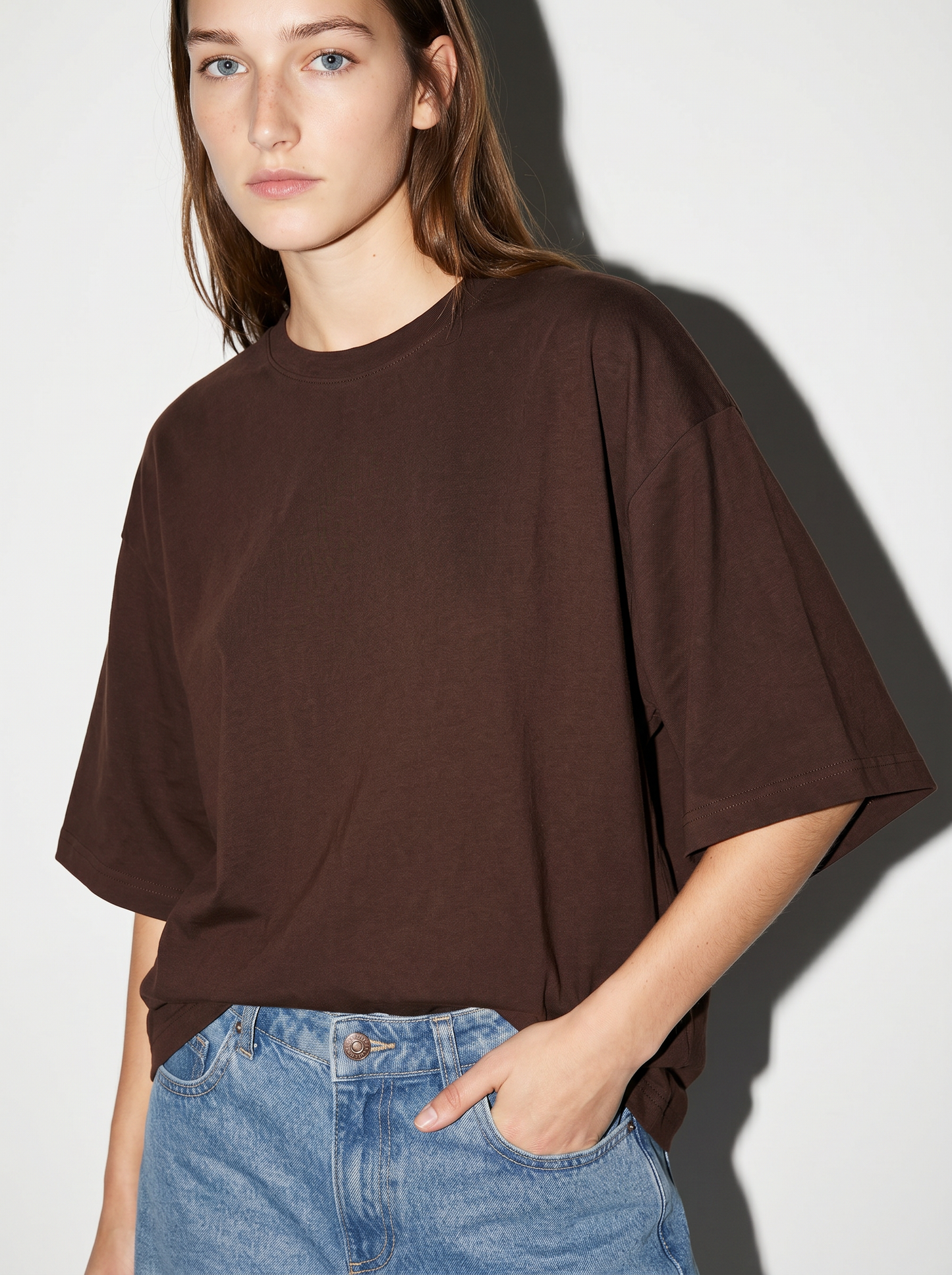 T-shirt girocollo con maniche a pipistrello - Moro