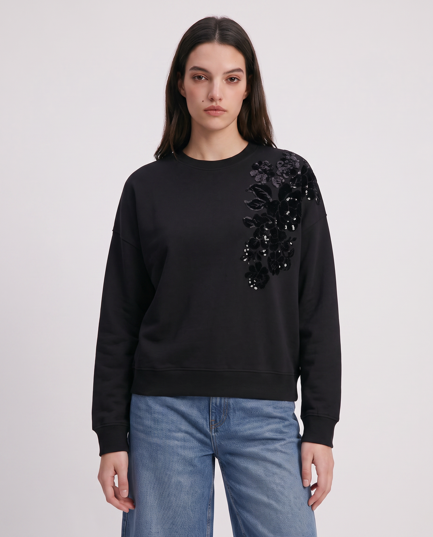 Crewneck sweatshirt with embroidery and sequins - Black
