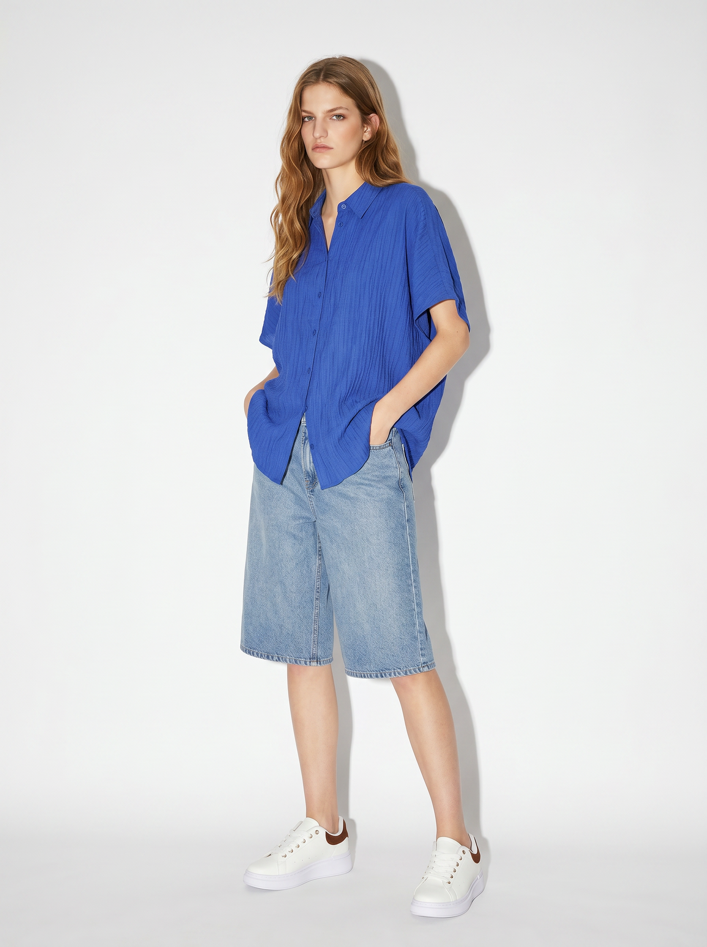 Sleeveless Kimono Shirt with Pleats - Sky blue