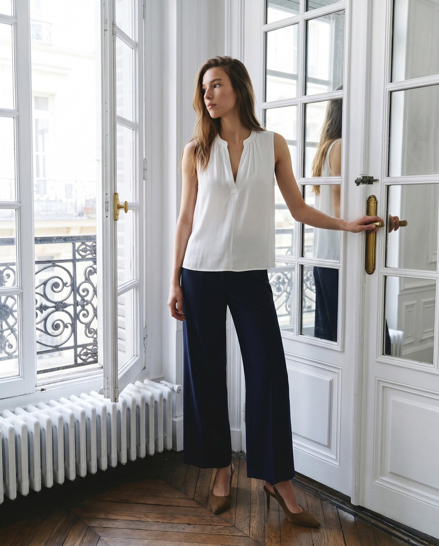 Sleeveless Tunic with V-Neck - White