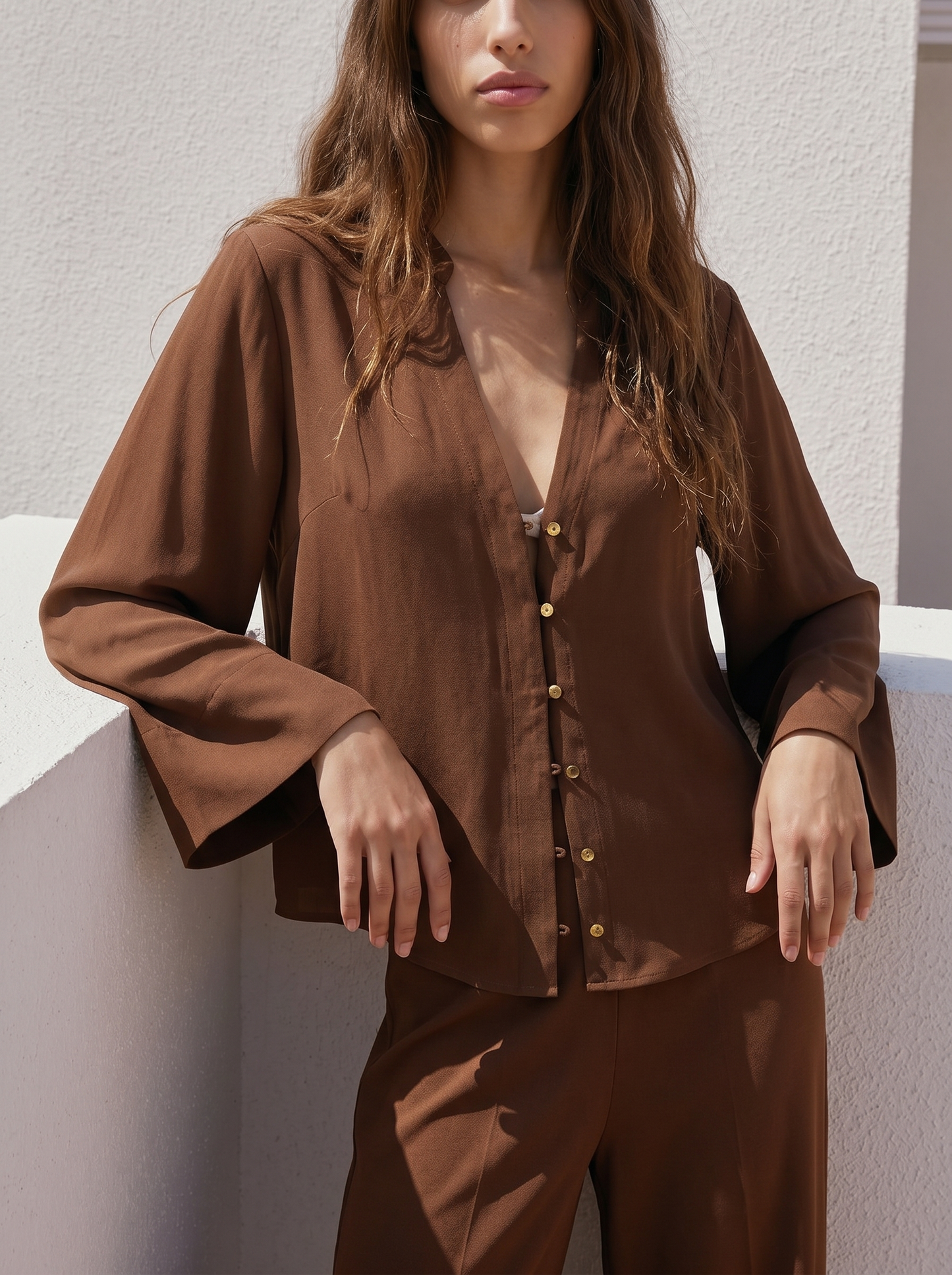 V-neck shirt with Korean collar - Brown