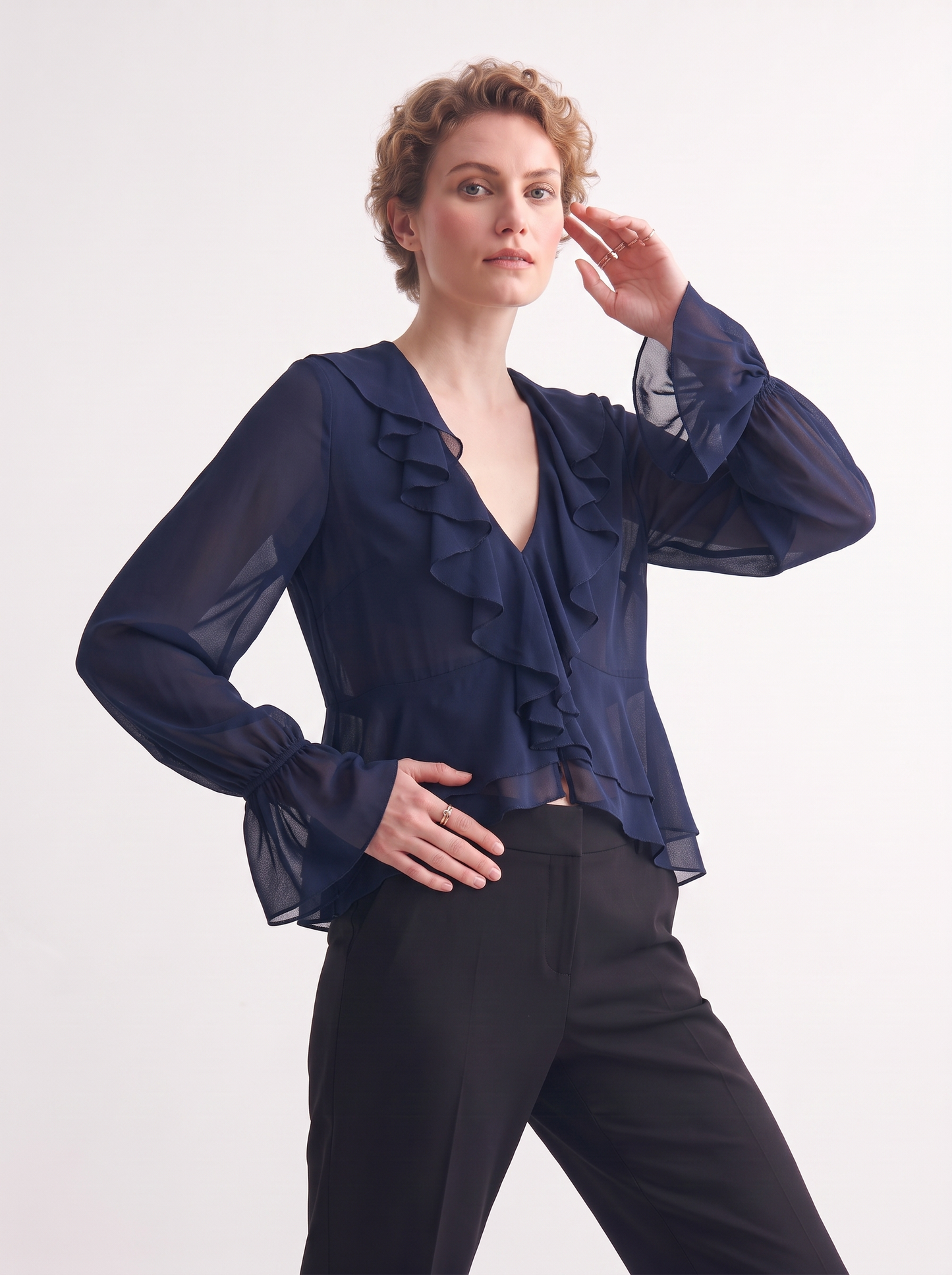 Casacca manica lunga scollo a V e volant - Blu