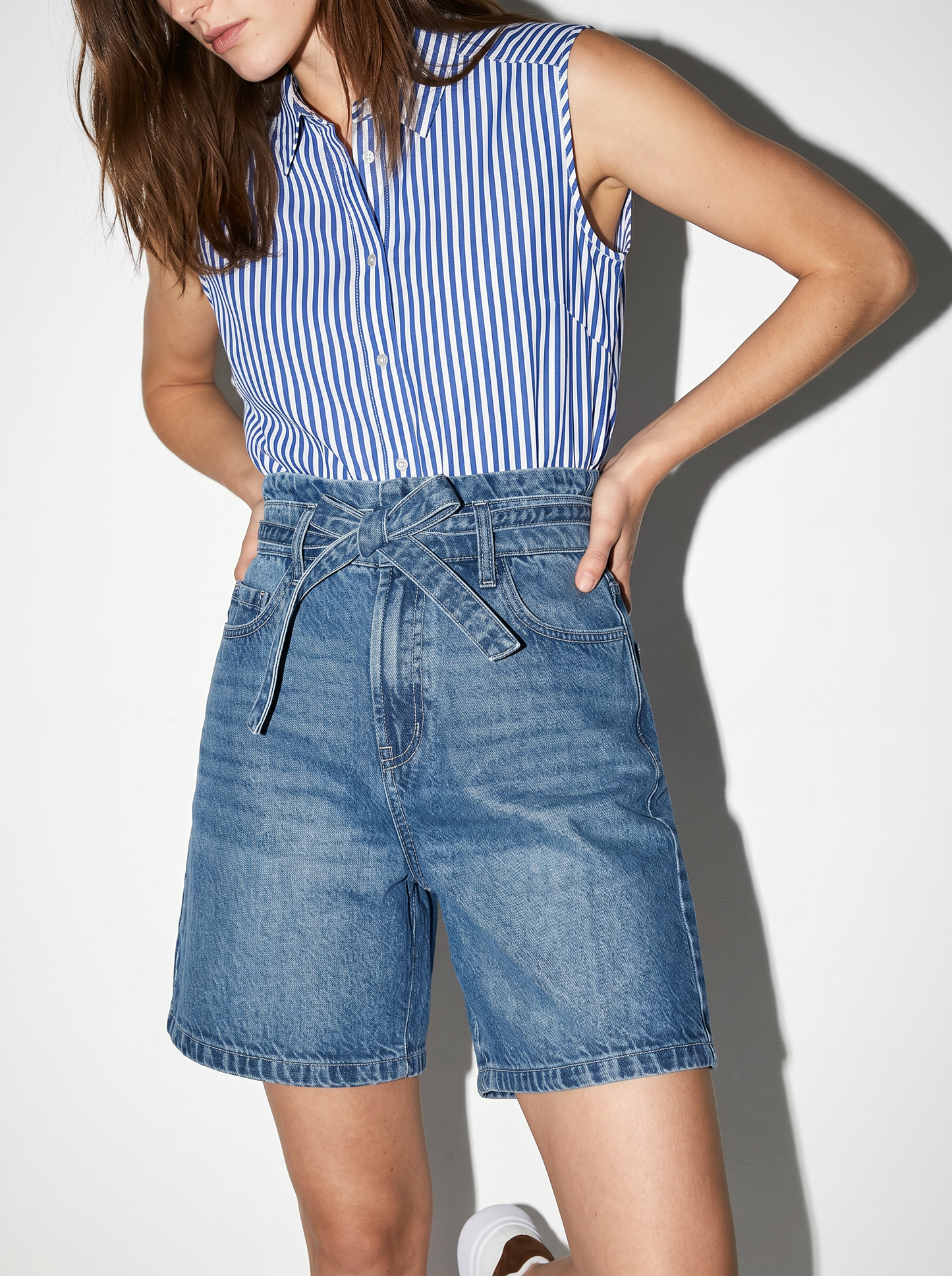 High-waisted denim shorts with 5 pockets - Blue