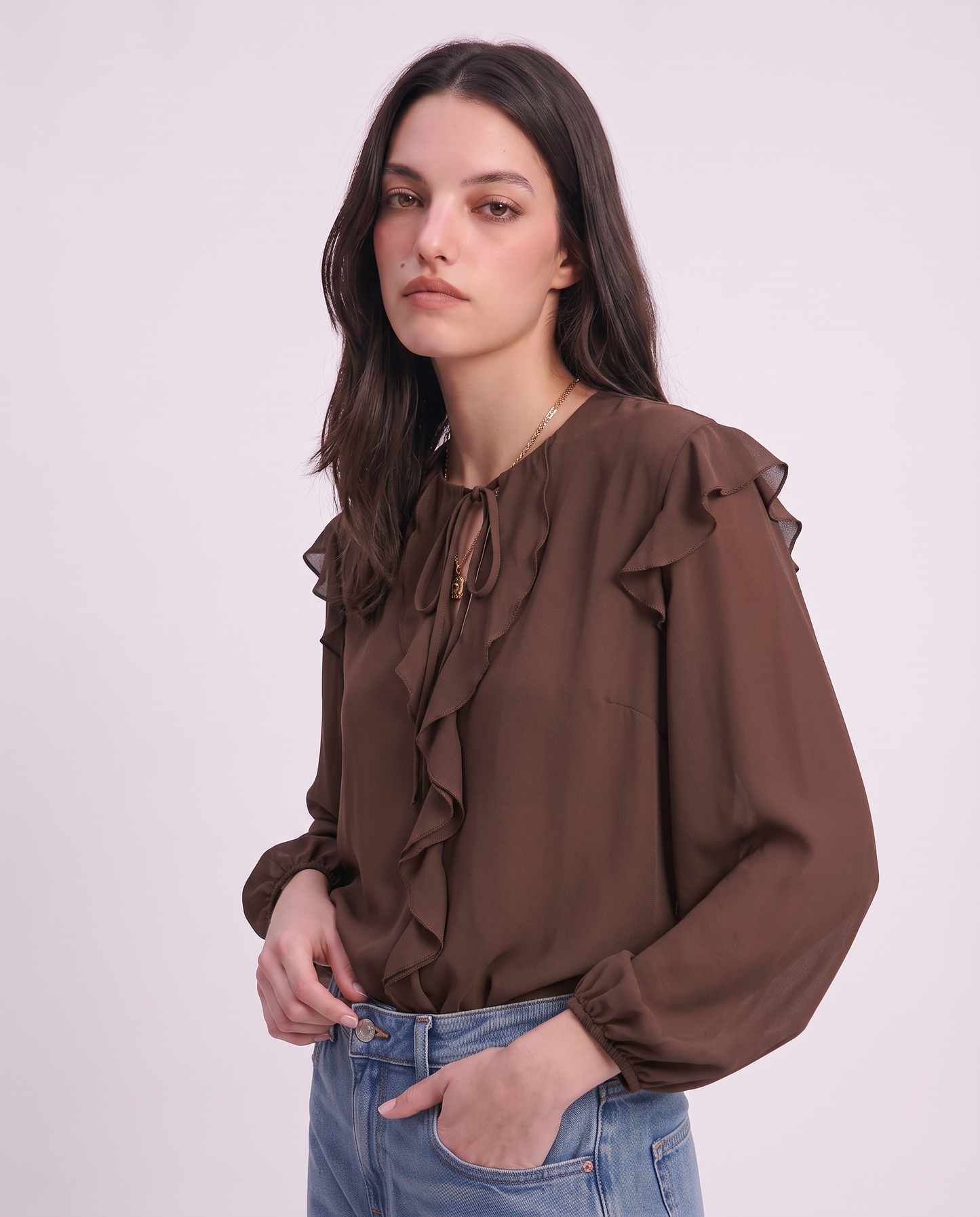 Long sleeve ruffled blouse with tie - Brown