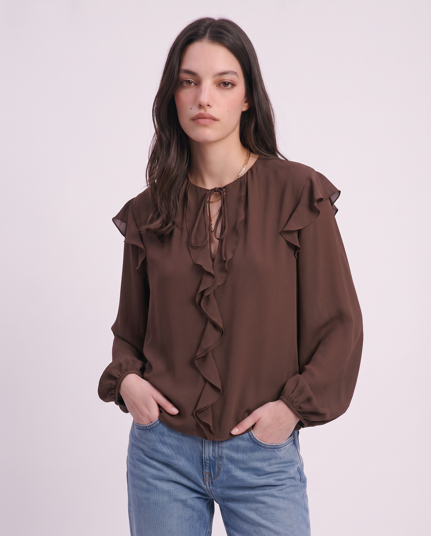 Long sleeve ruffled blouse with tie - Brown