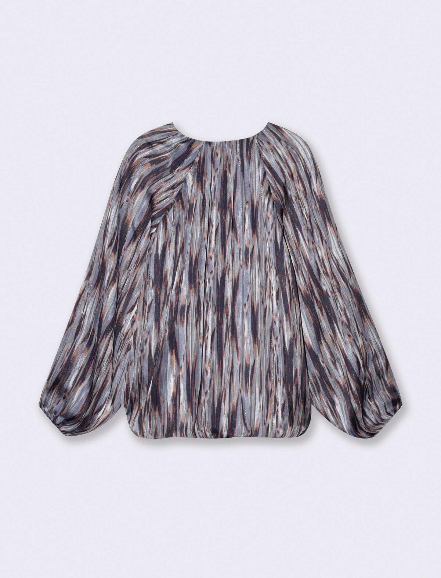 Elegant V-neck loose blouse - 