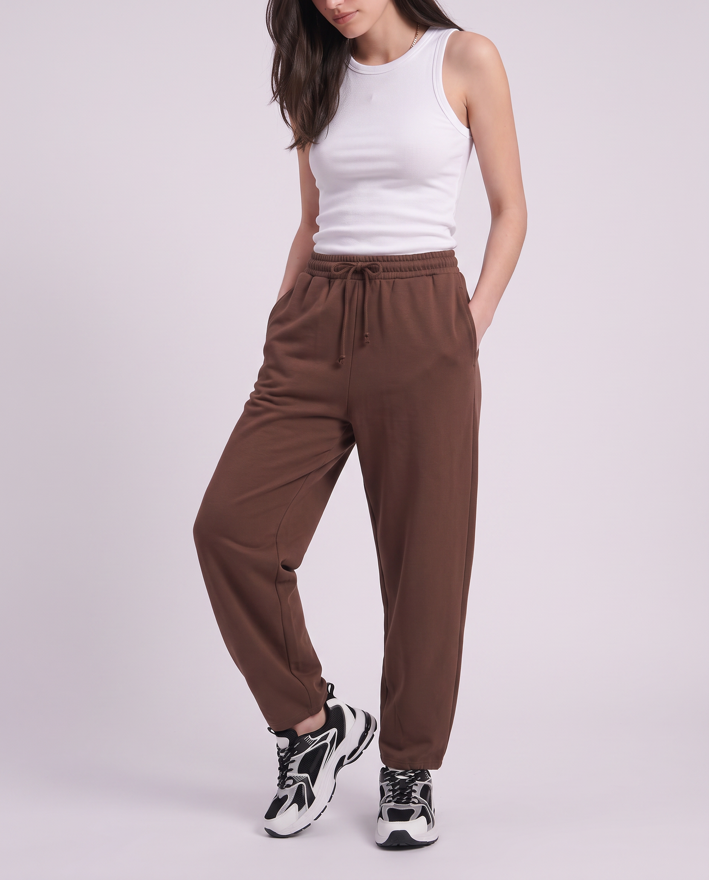Pantalone basico con vita arricciata - Marrone cioccolato
