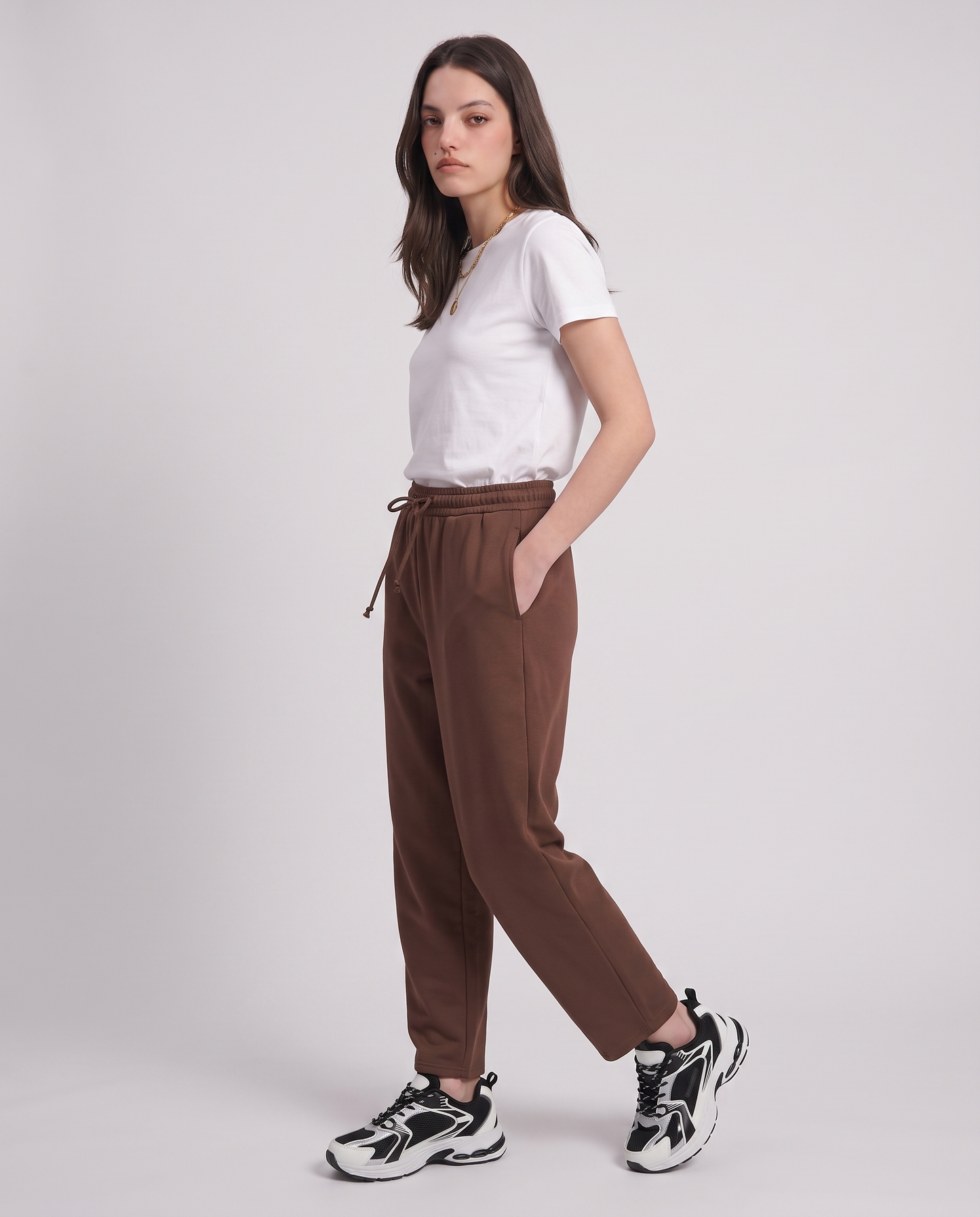 Pantalone basico con vita arricciata - Marrone cioccolato