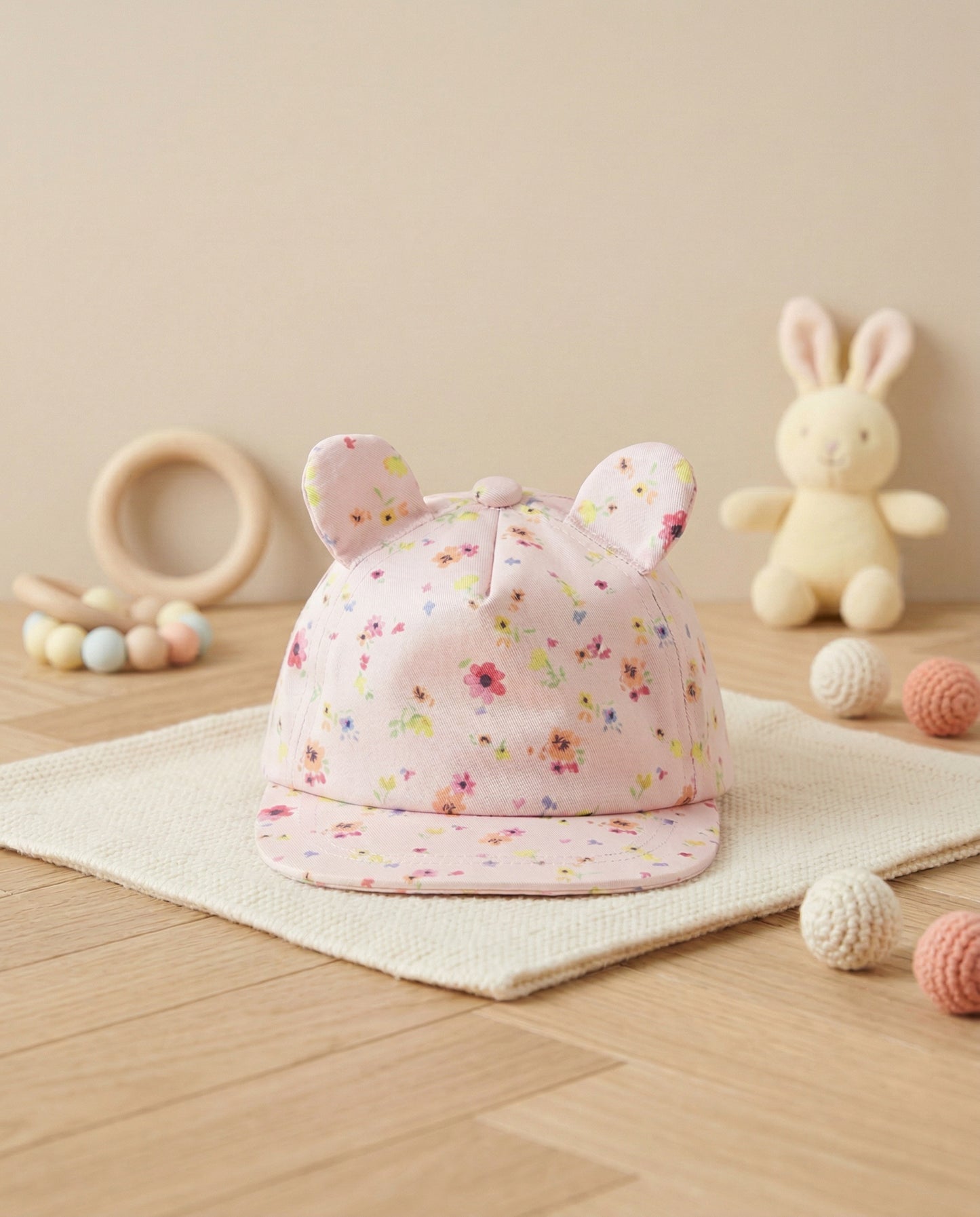 Cappellino con orecchie e fiori - Rosa