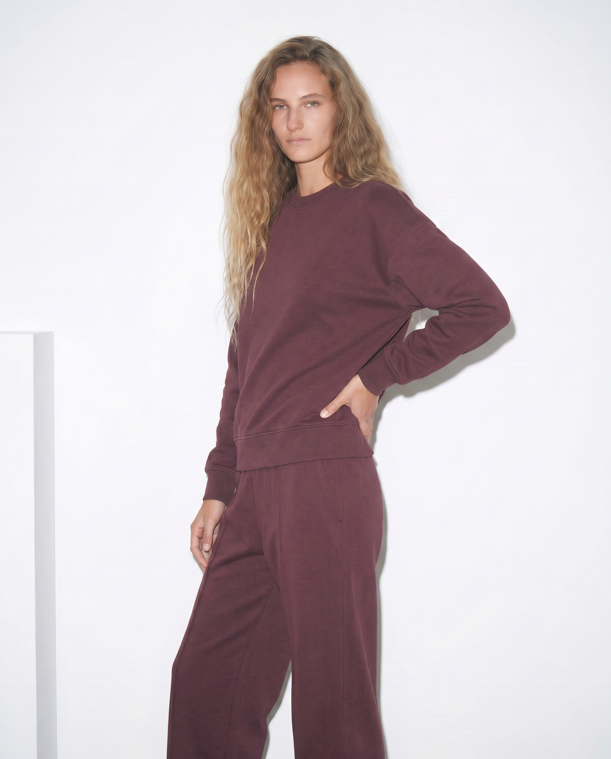 Basic crew neck sweatshirt with dropped shoulders - Red