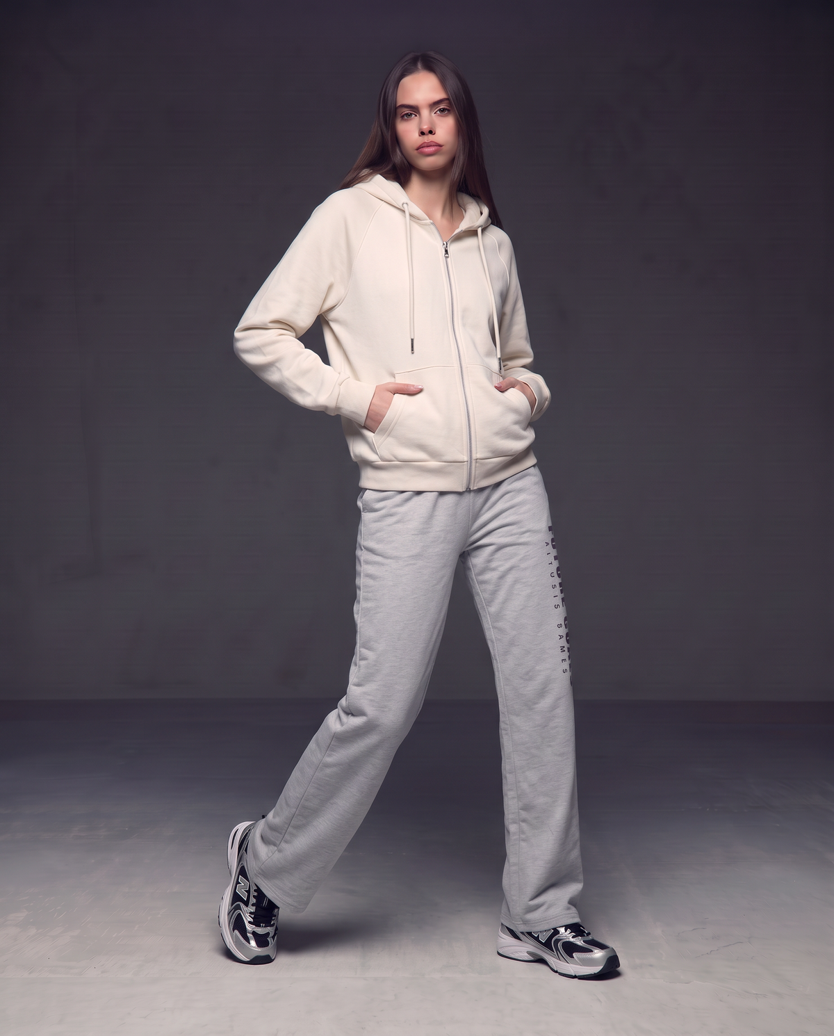 Felpa con cappuccio e zip ampia - Avorio