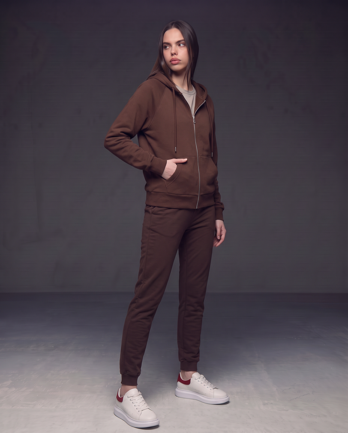 Felpa con cappuccio e zip ampia - Marrone cioccolato