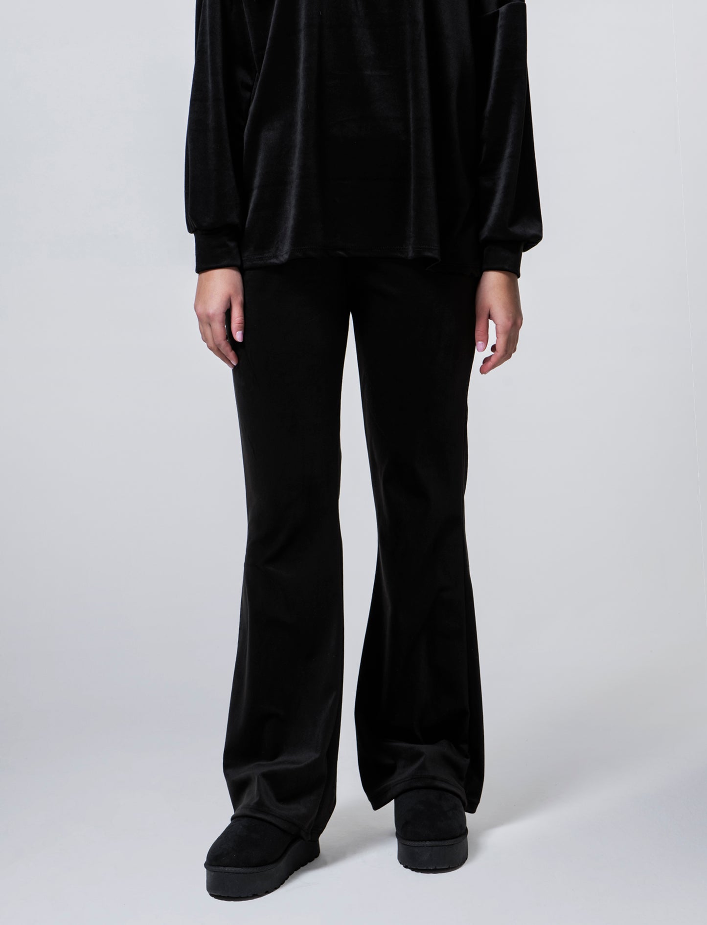 Pantalone in ciniglia con elastico in vita - Nero