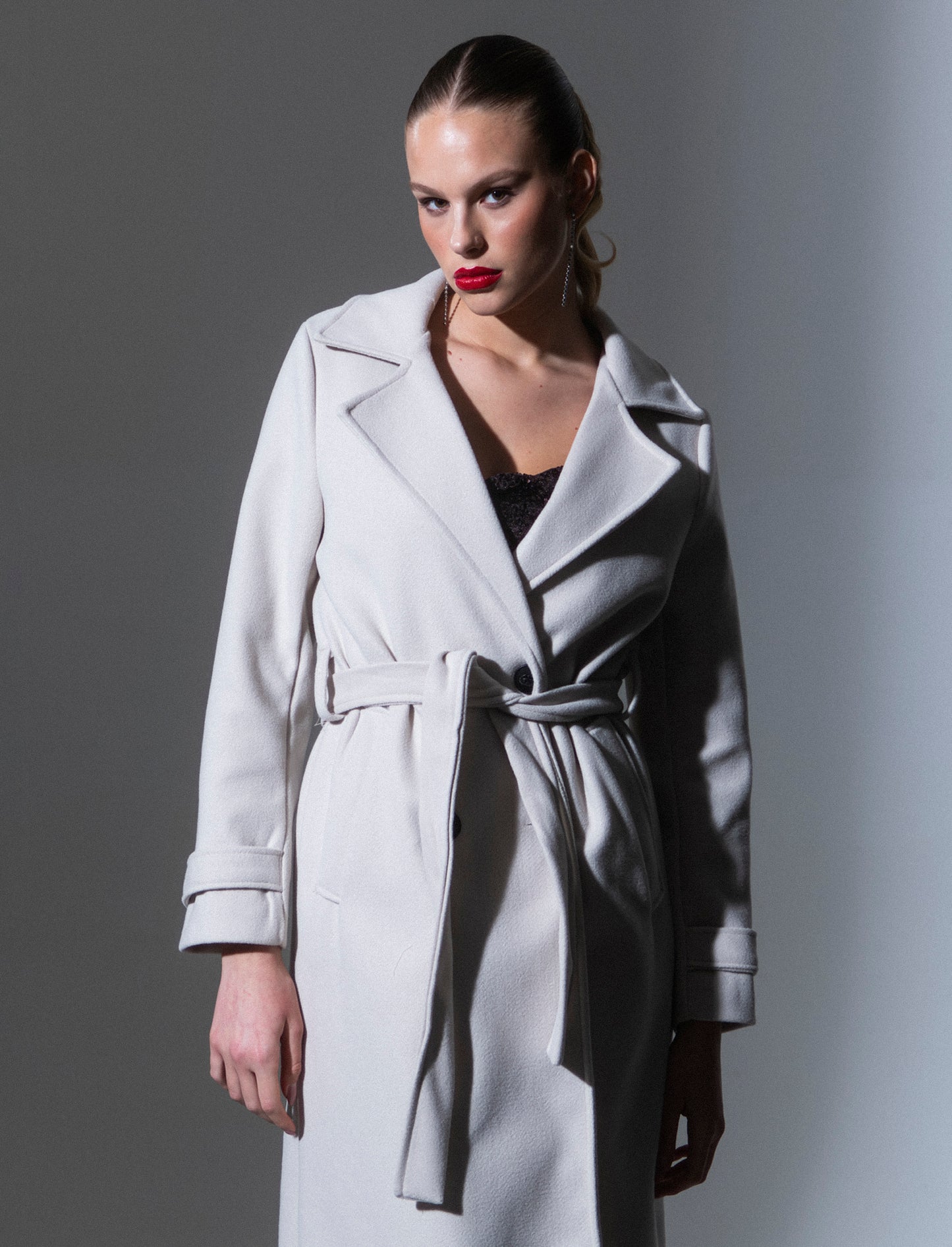 Cappotto trench doppiopetto con cintura - Beige