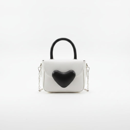 Borsetta con chiusura a cuore elegante - Bianco