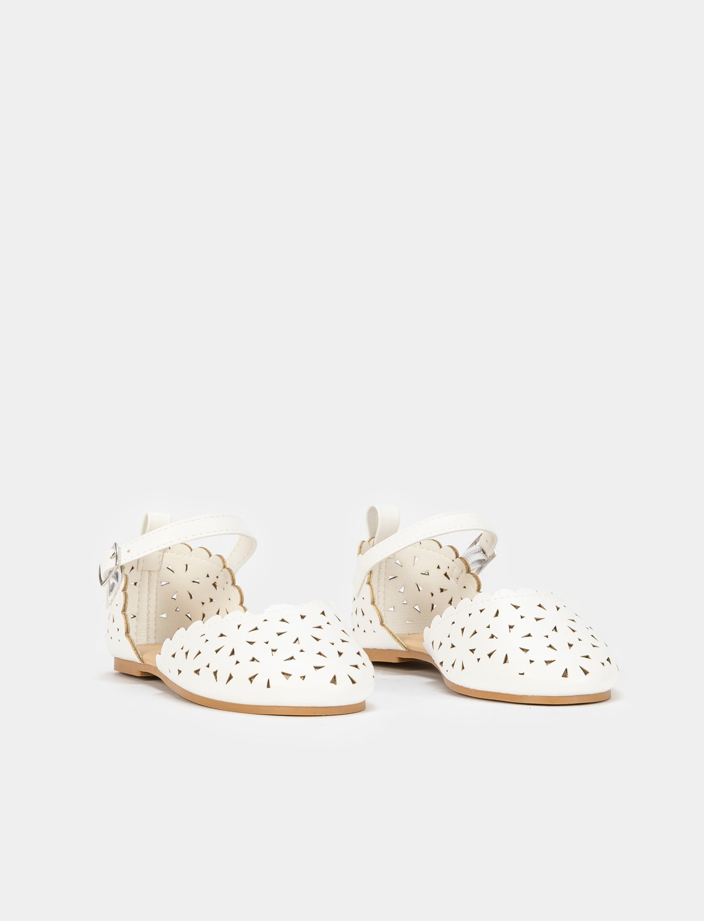 Perforated PU Ballerina - White