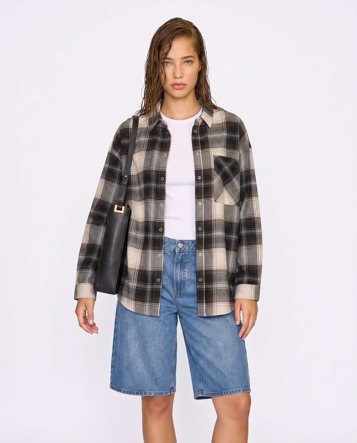 Long sleeve plaid shirt with pocket - 