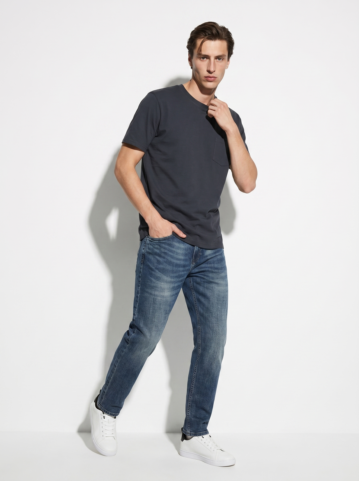 Basic crew neck T-shirt with pocket - Blue