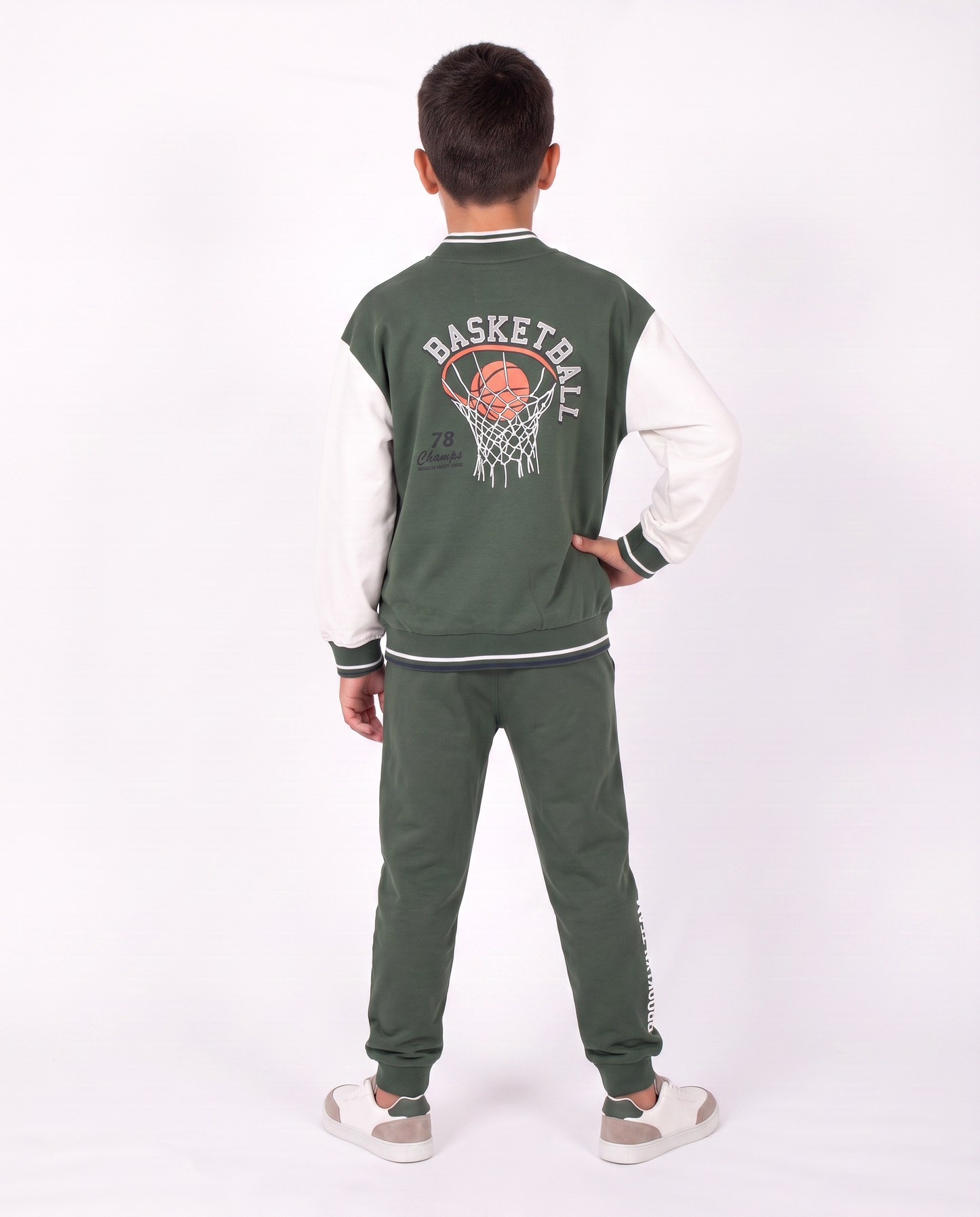 Felpa college in cotone con maniche a contrasto - Verde abete