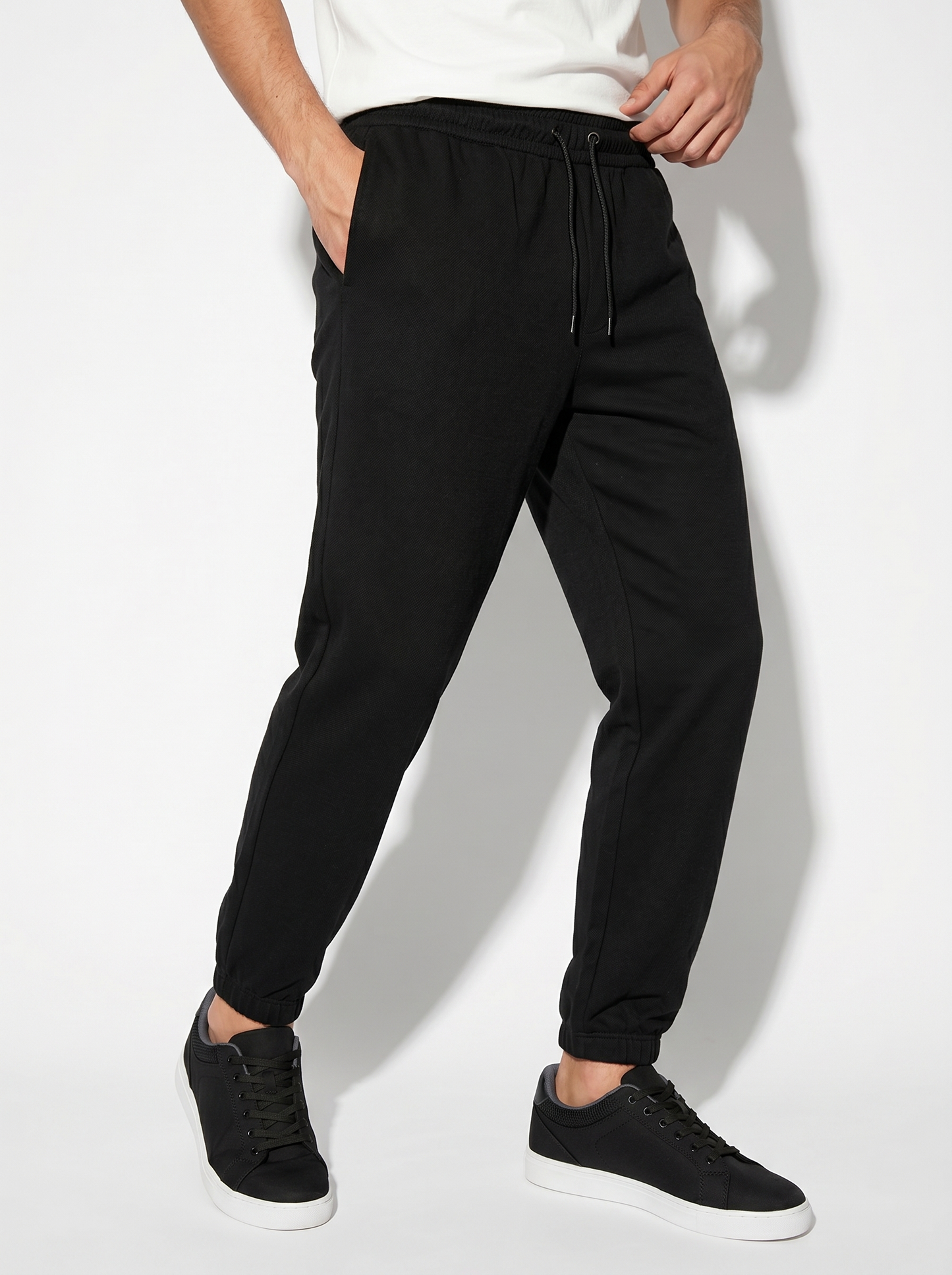 Pantaloni Jogger Basic in Felpa con Elastico - Nero