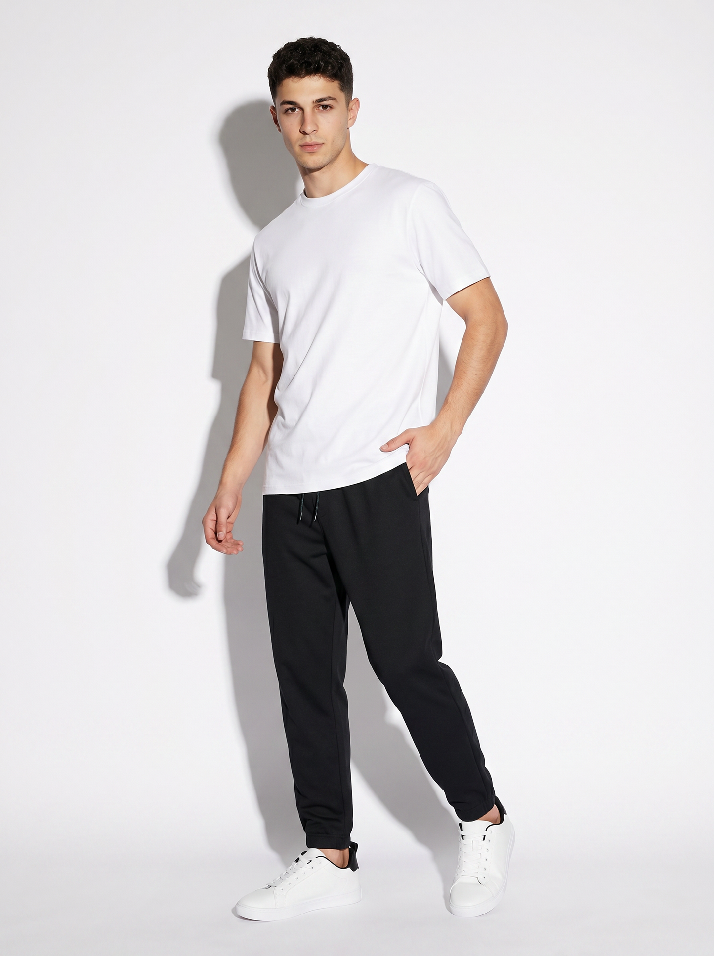 Pantaloni Jogger Basic in Felpa con Elastico - Avion