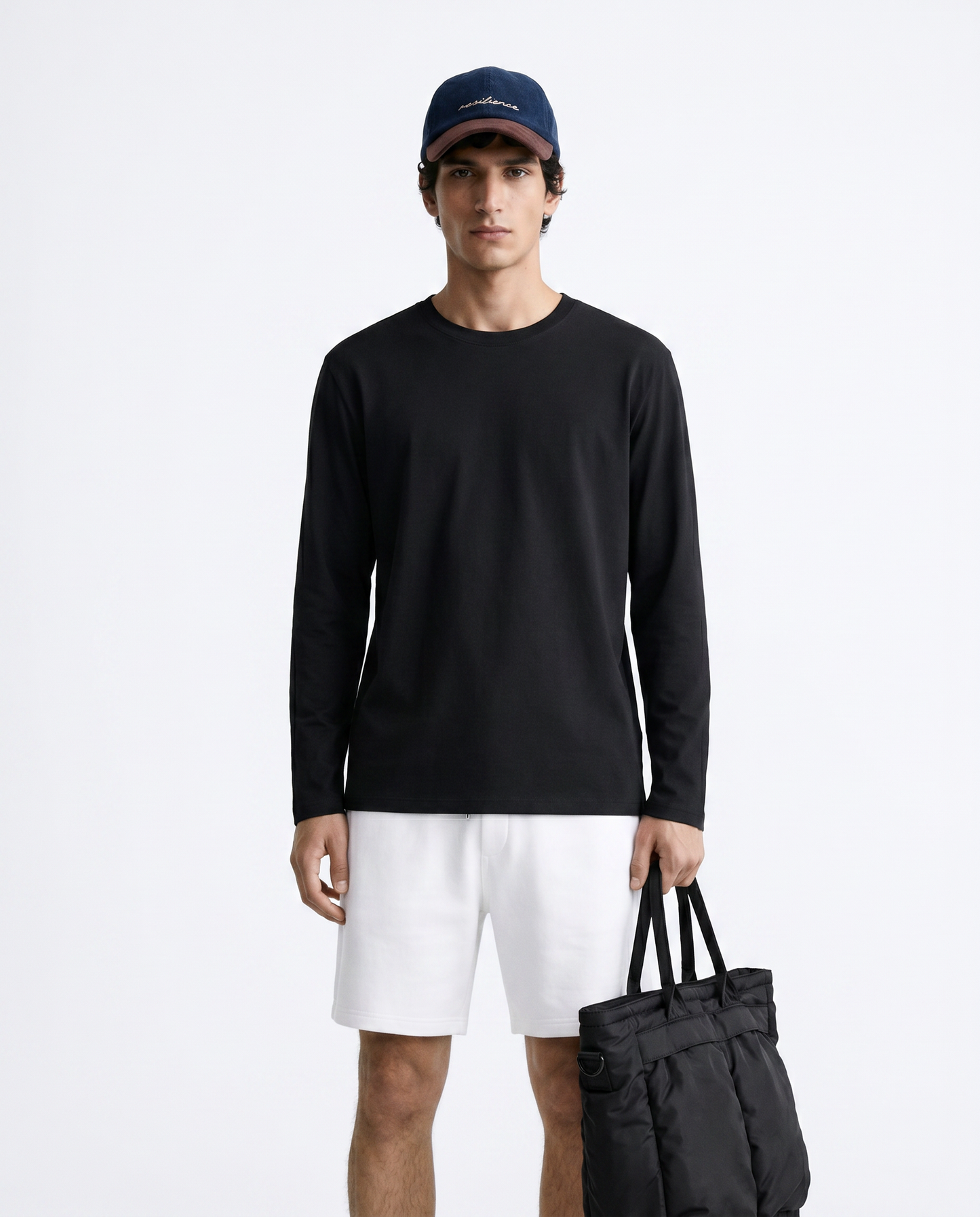 T-shirt slim fit a coste girocollo - Nero