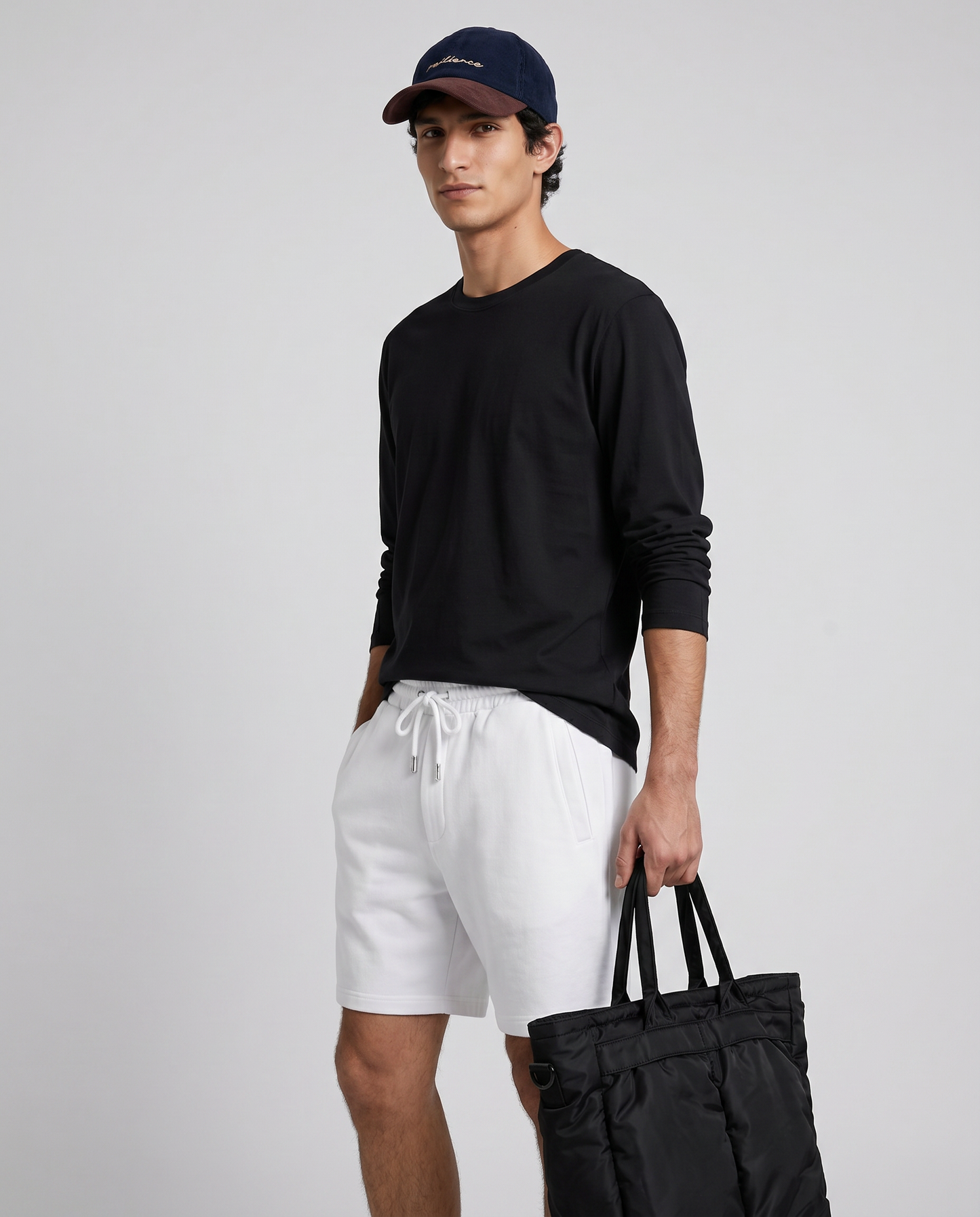 T-shirt slim fit a coste girocollo - Nero