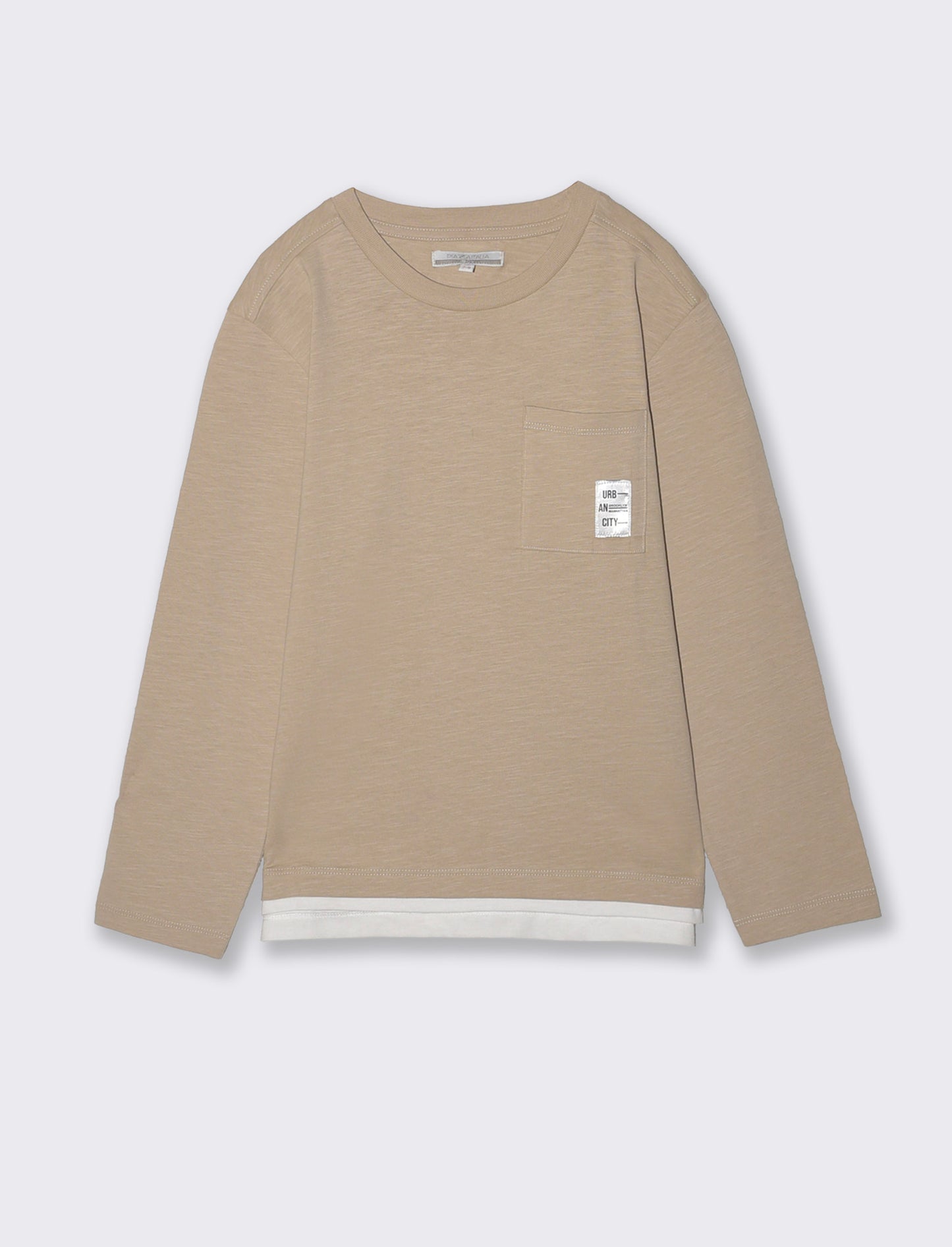 Pocket T-shirt with colorful patch - Beige