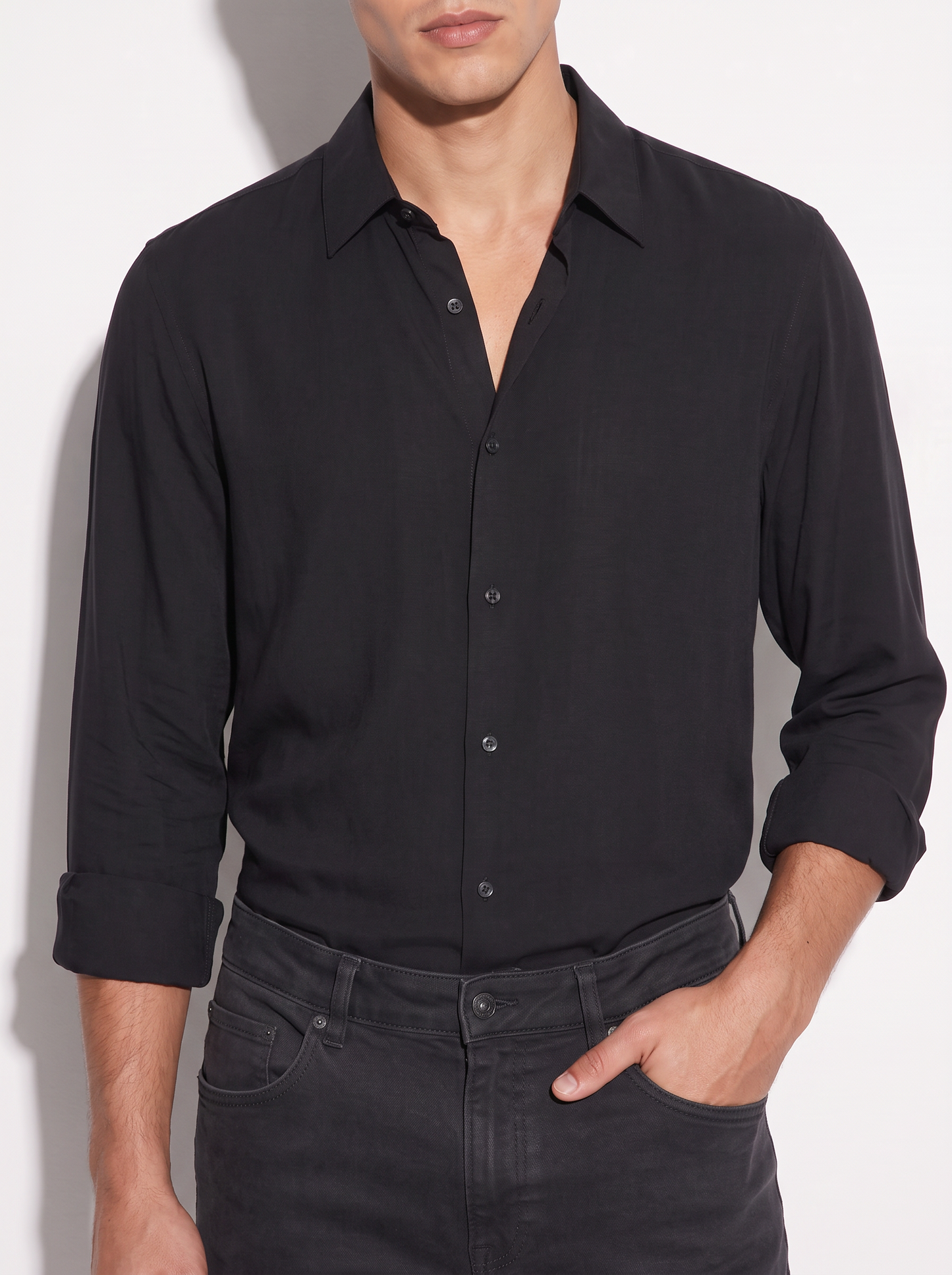 Camicia Regular Fit in Tessuto Tecnico - Nero