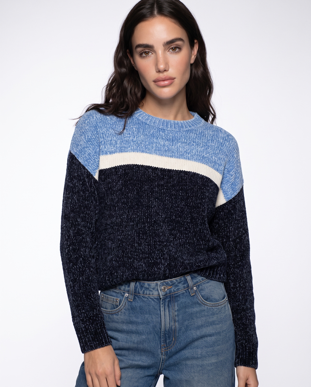Long sleeve elegant crew neck sweater - 