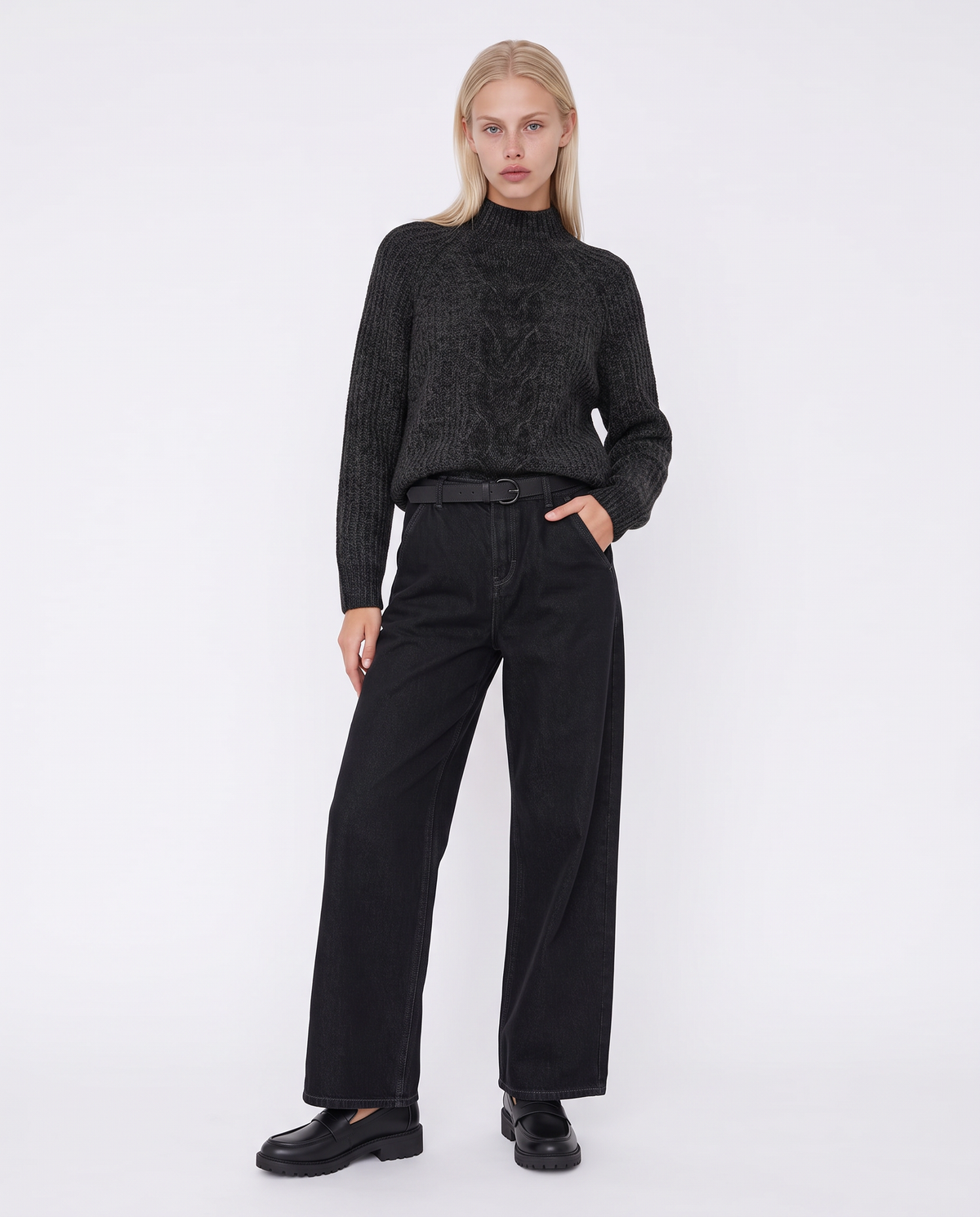 Pullover mezzo collo con treccia centrale - Nero